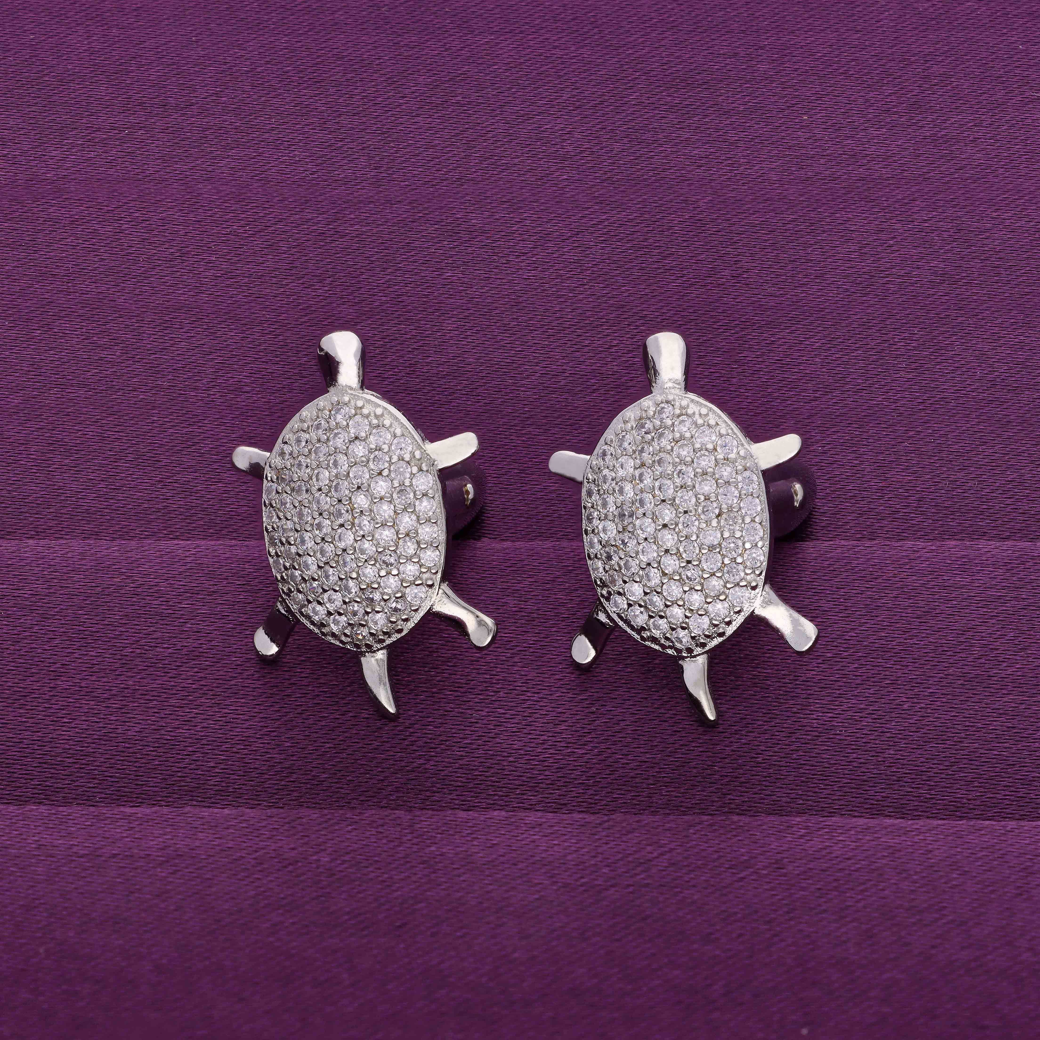 Men’s Zircon Turtle Silver Cufflinks - Image 2