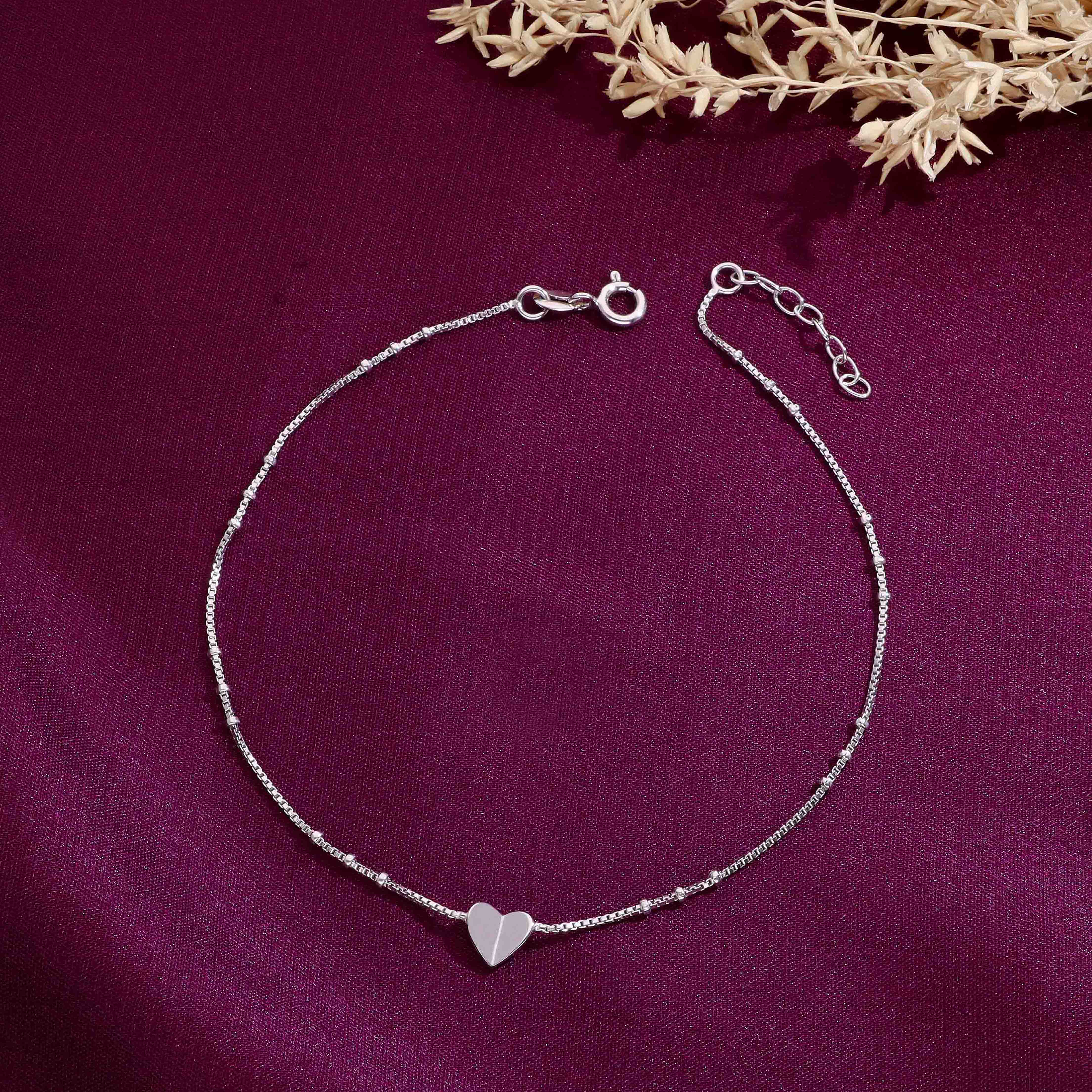 STYLISHLY SLEEK SILVER HEART ANKLET - Image 5