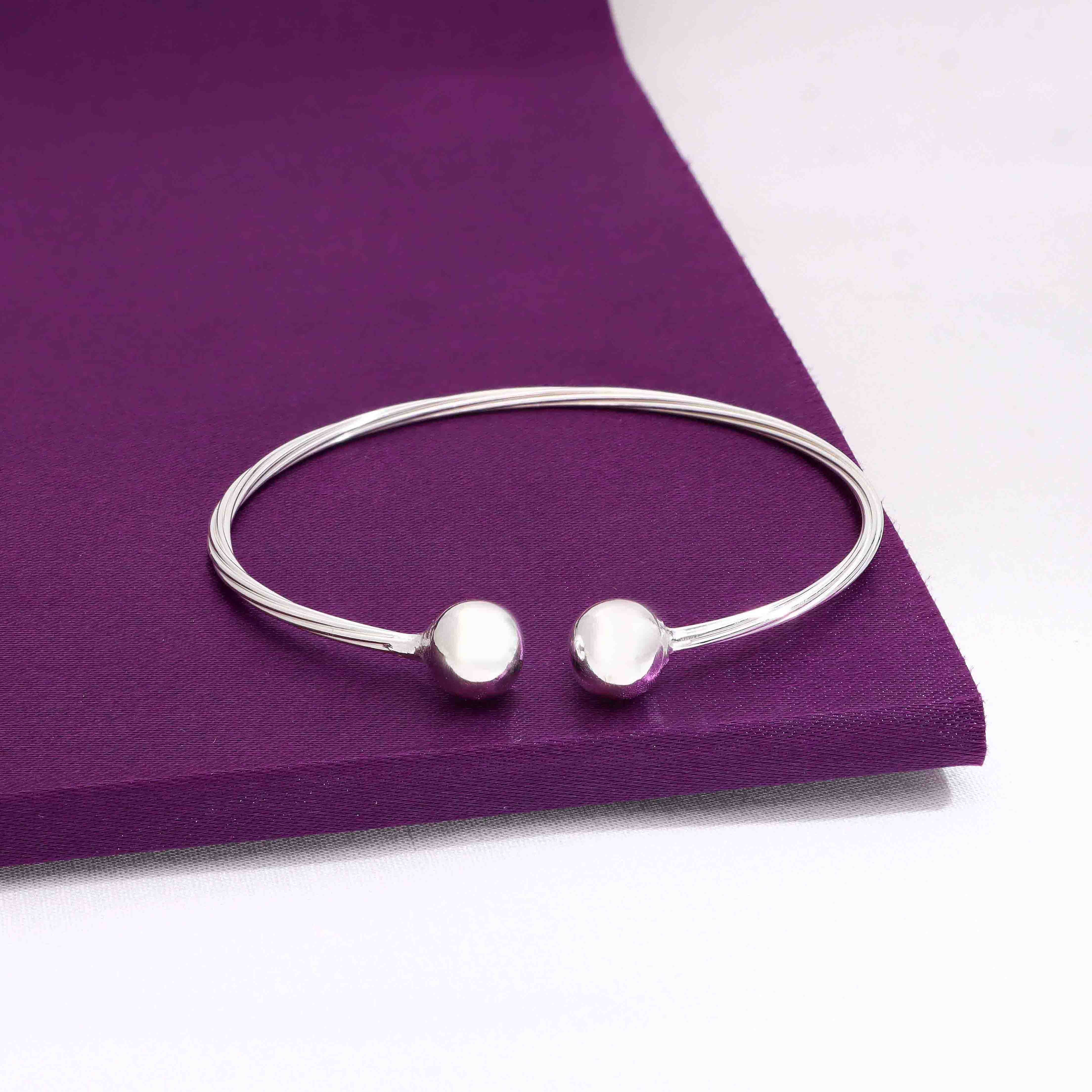 Charismatic coils Silver Bangle Bracelet - Image 5