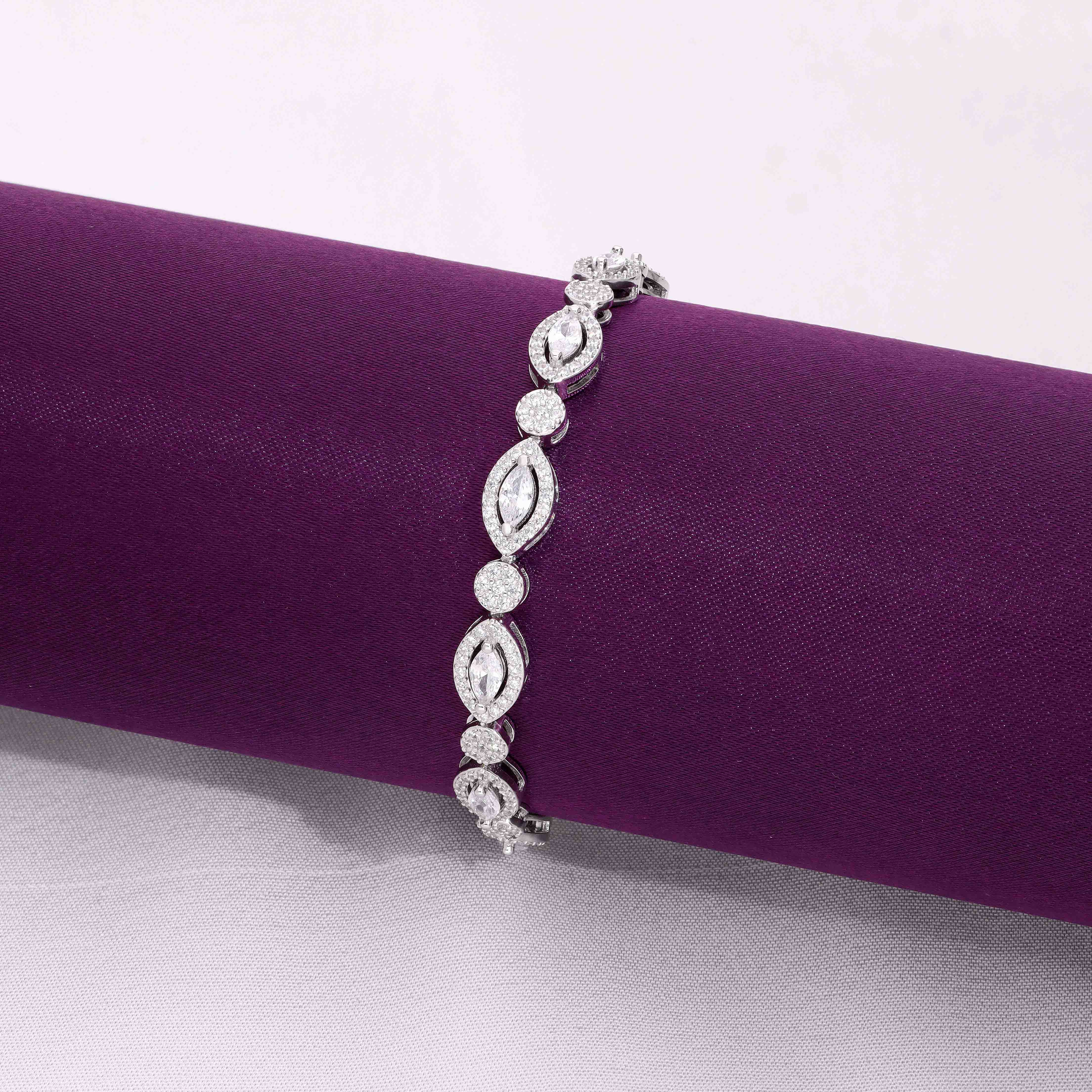 Stylish Pear And Bezel Silver Tennis Bracelet - Image 7