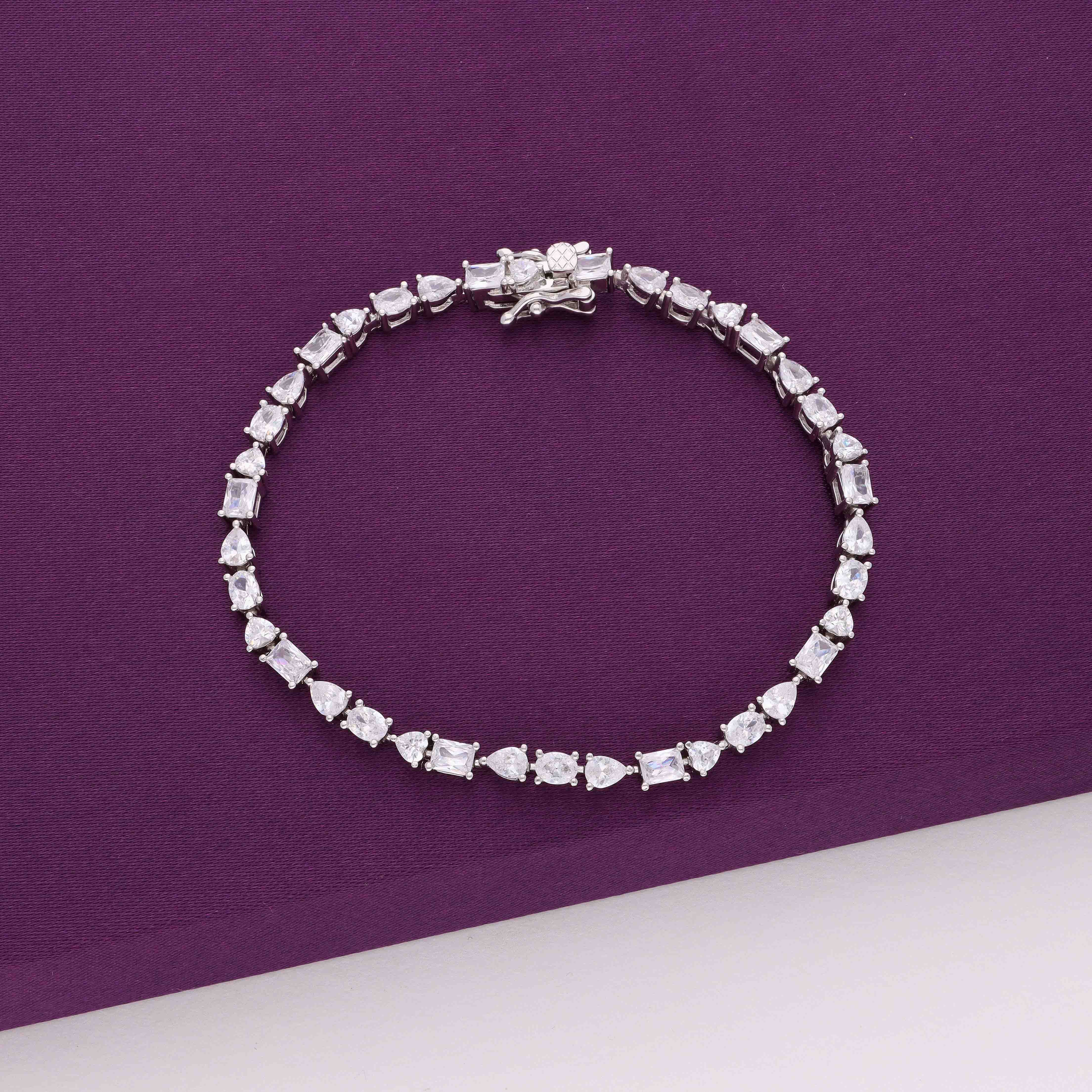 Splendid Shapes Crystals Silver bracelet - Image 3