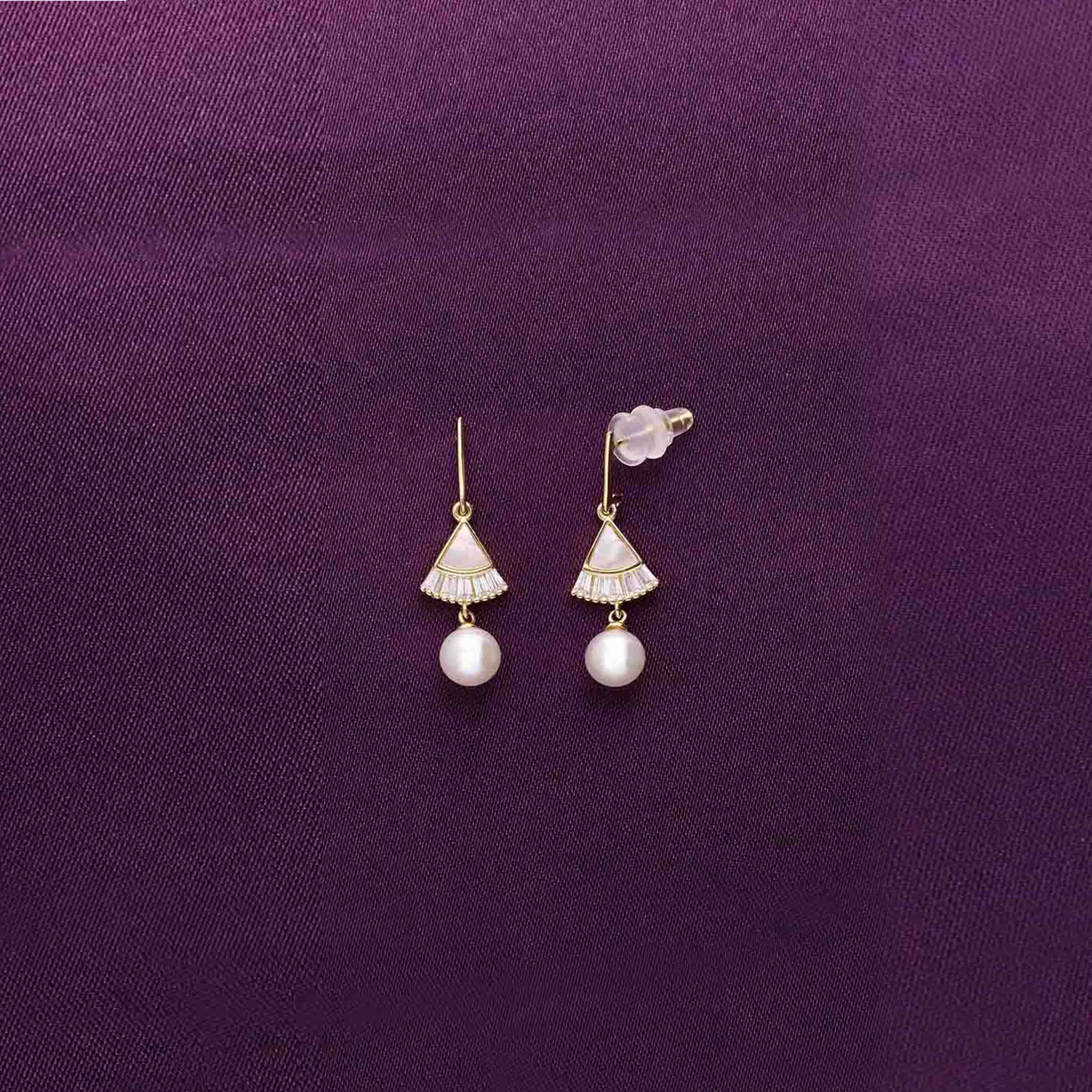 Sterling Silver Chic Pearl Drop Earrings - Image 3