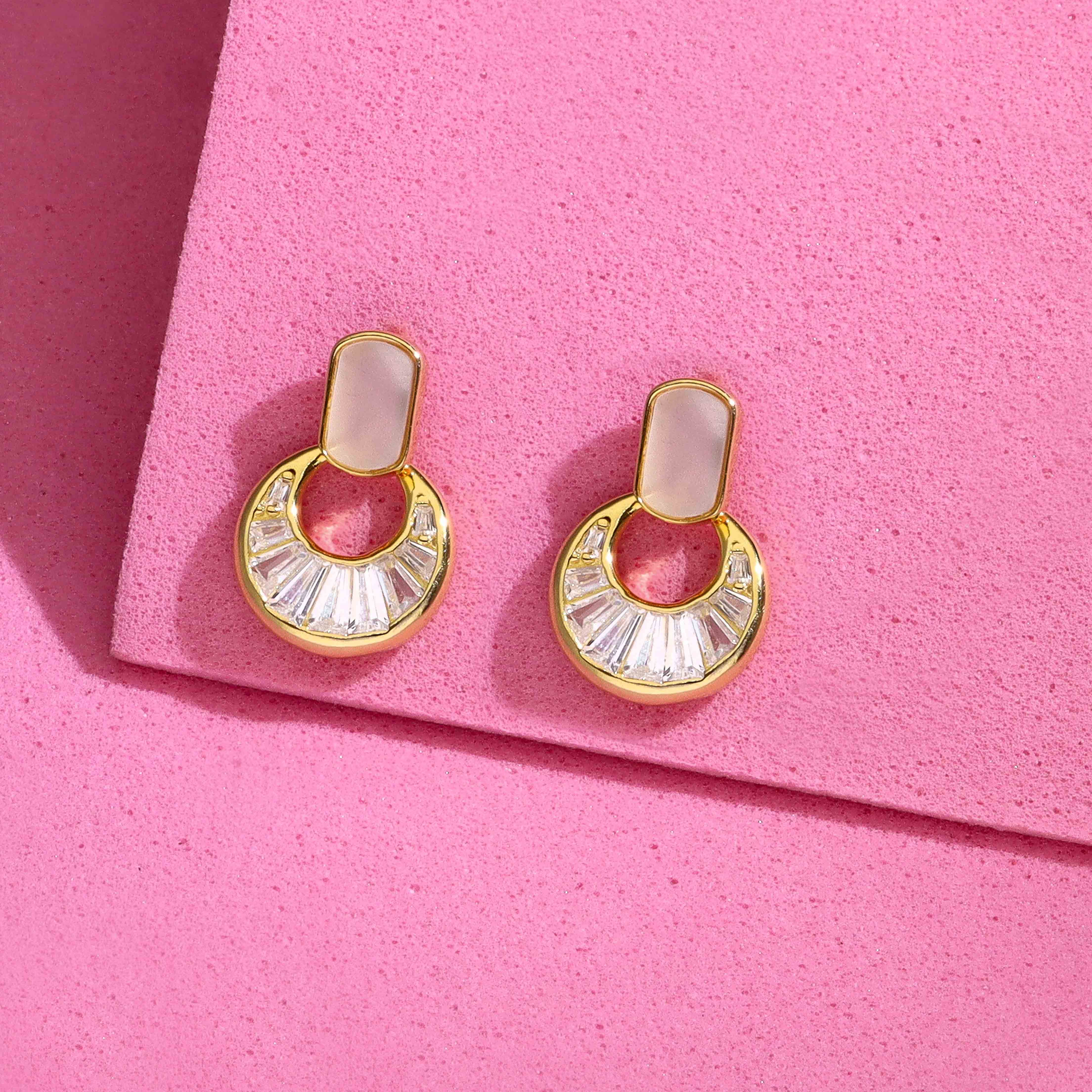 Sterling Silver Mother-of-Pearl & Baguette Drop Earring - Image 3