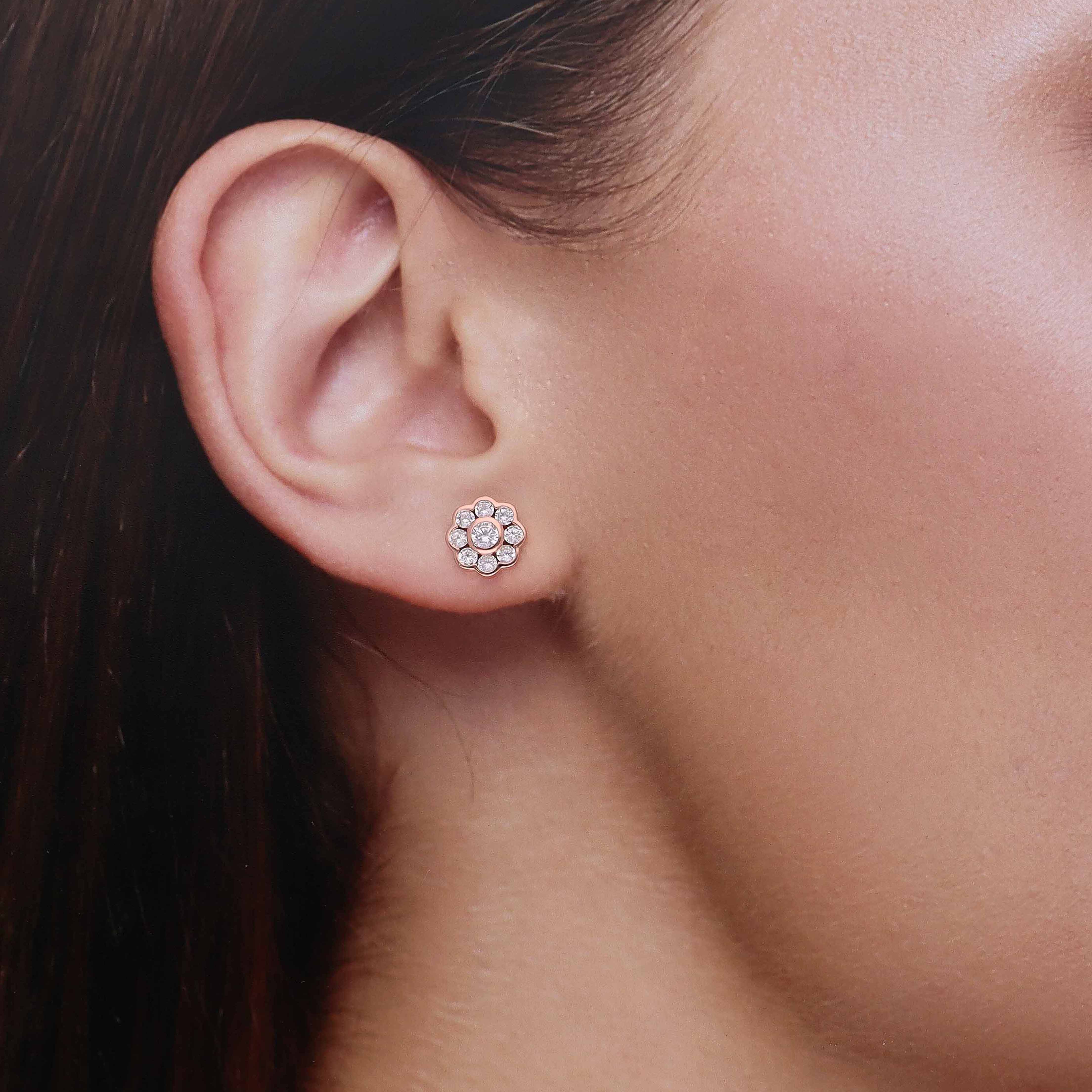Chic Diamond Flower Stud Earrings - Image 3