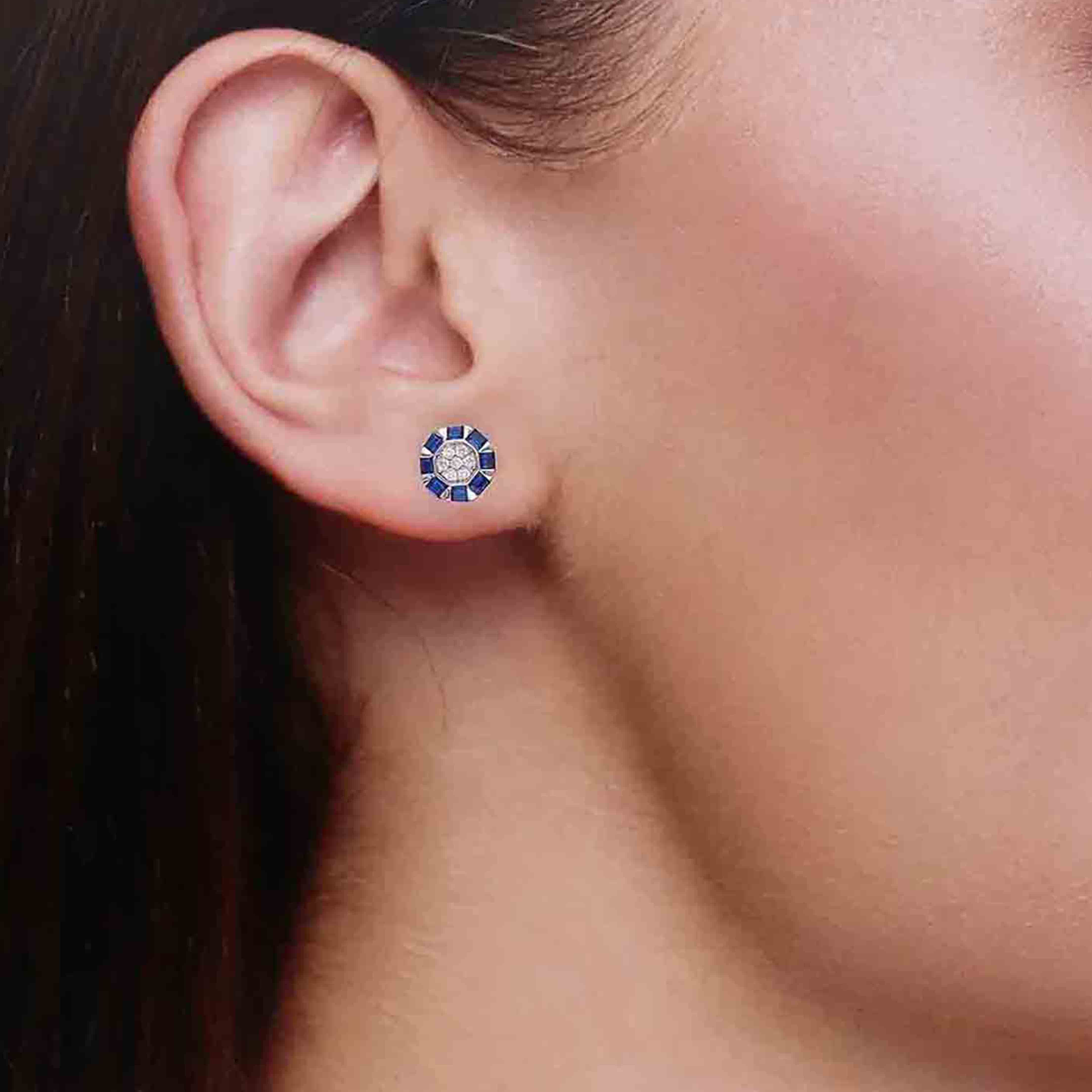 Sterling Silver Chic Stud Earrings - Image 7
