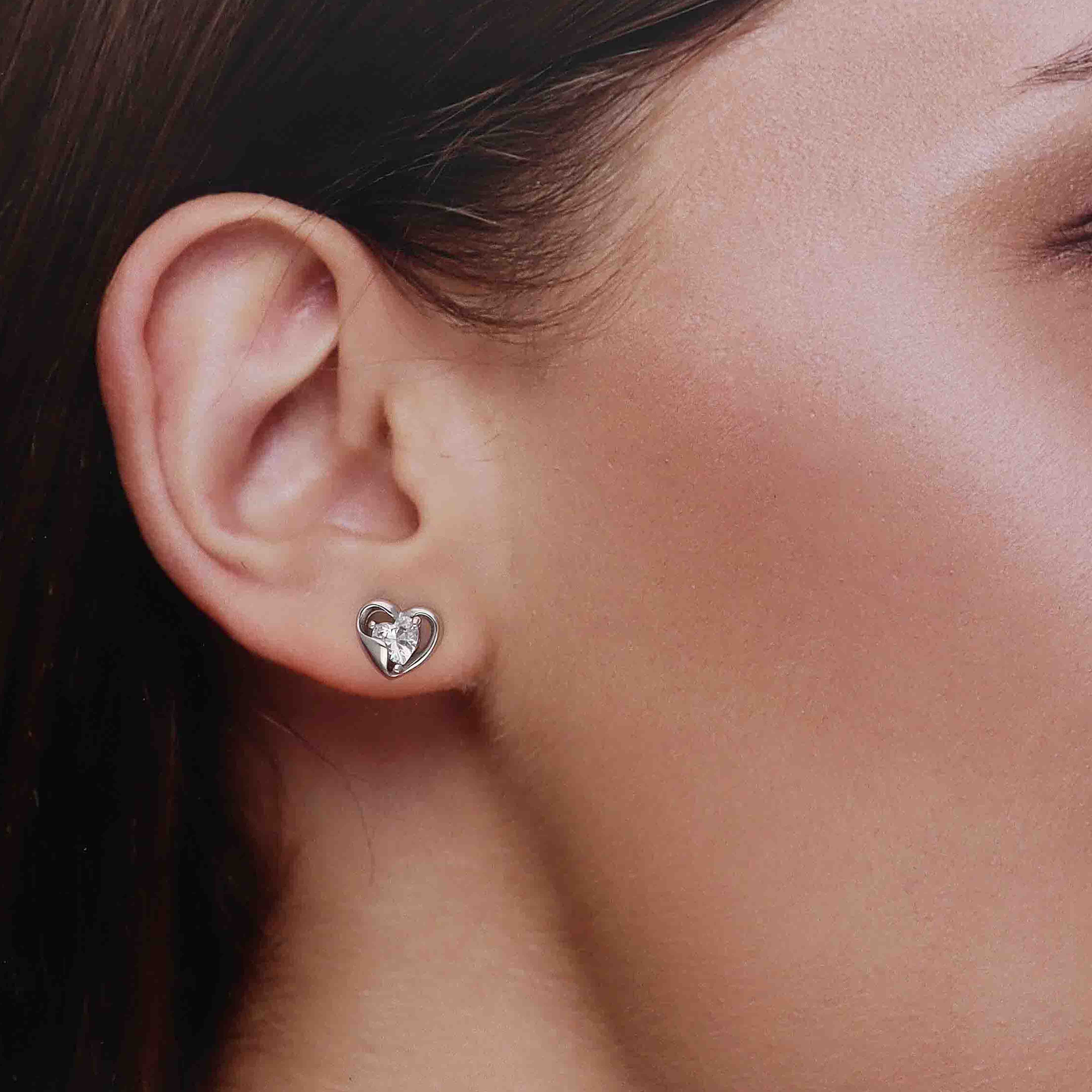 Sterling Silver Heart Solitaire Stud Earring - Image 4