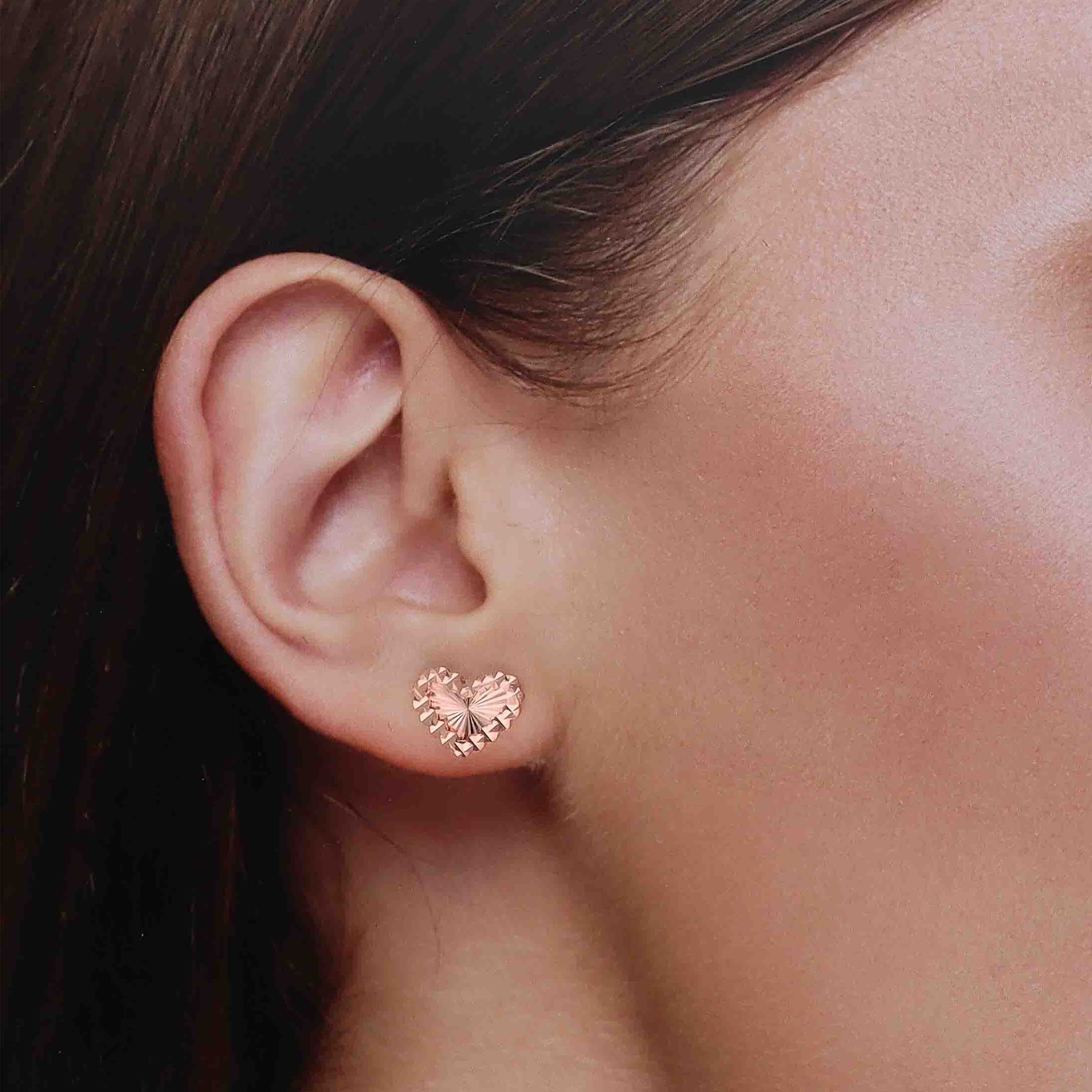 Minimalistic Heart Stud Earring - Image 4