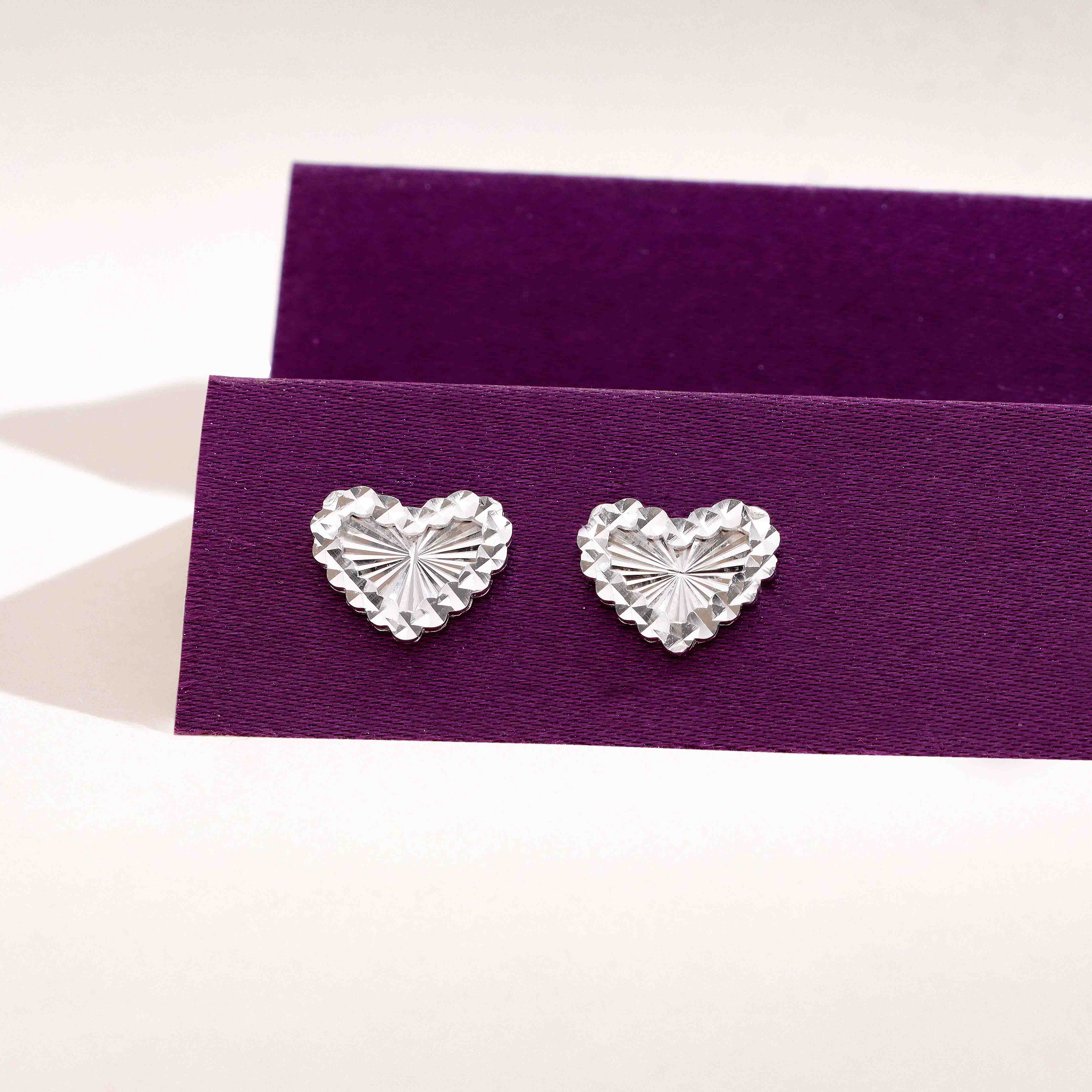 Minimalistic Heart Stud Earring - Image 8
