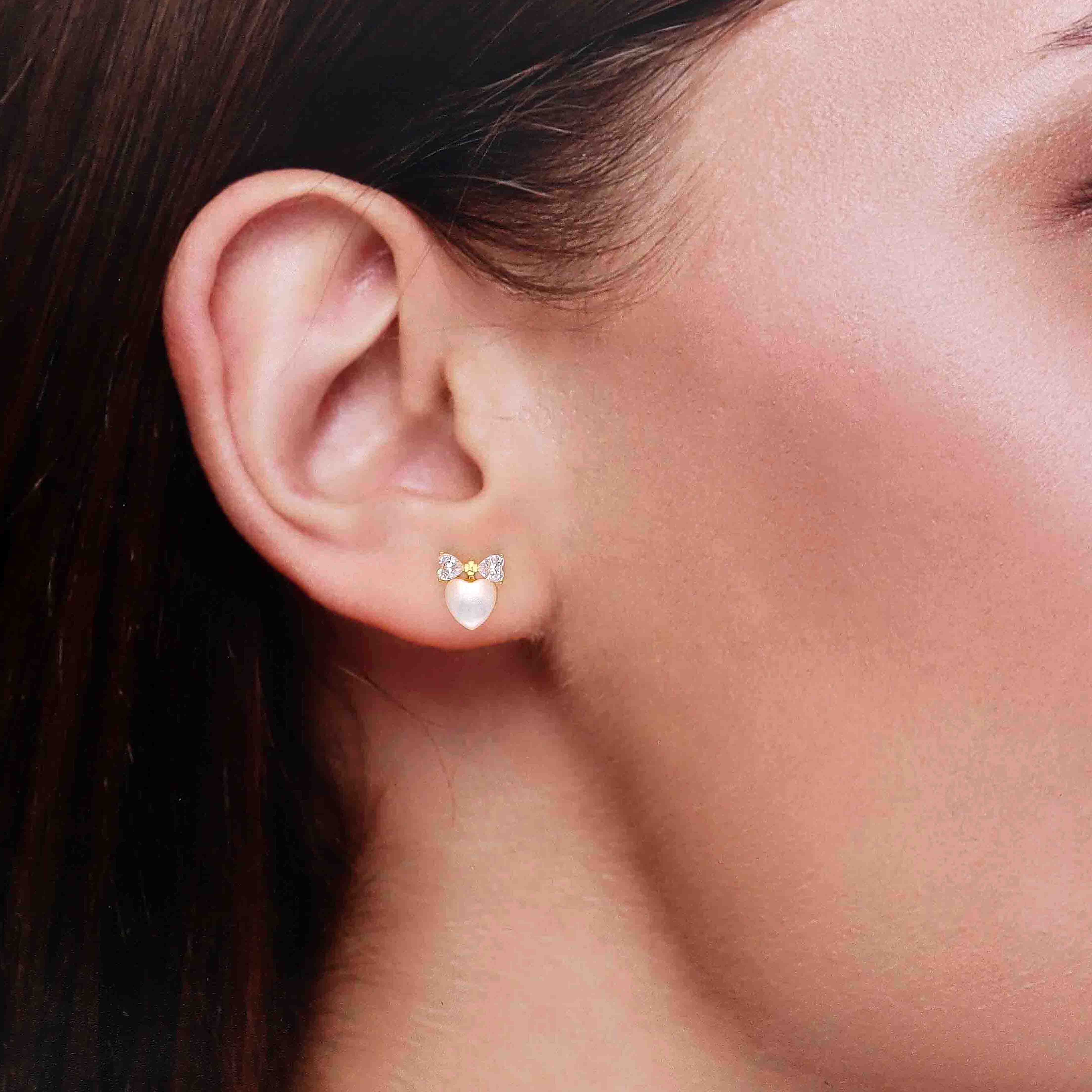 Twinkle Love Blushing Heart Bow Earrings - Image 4
