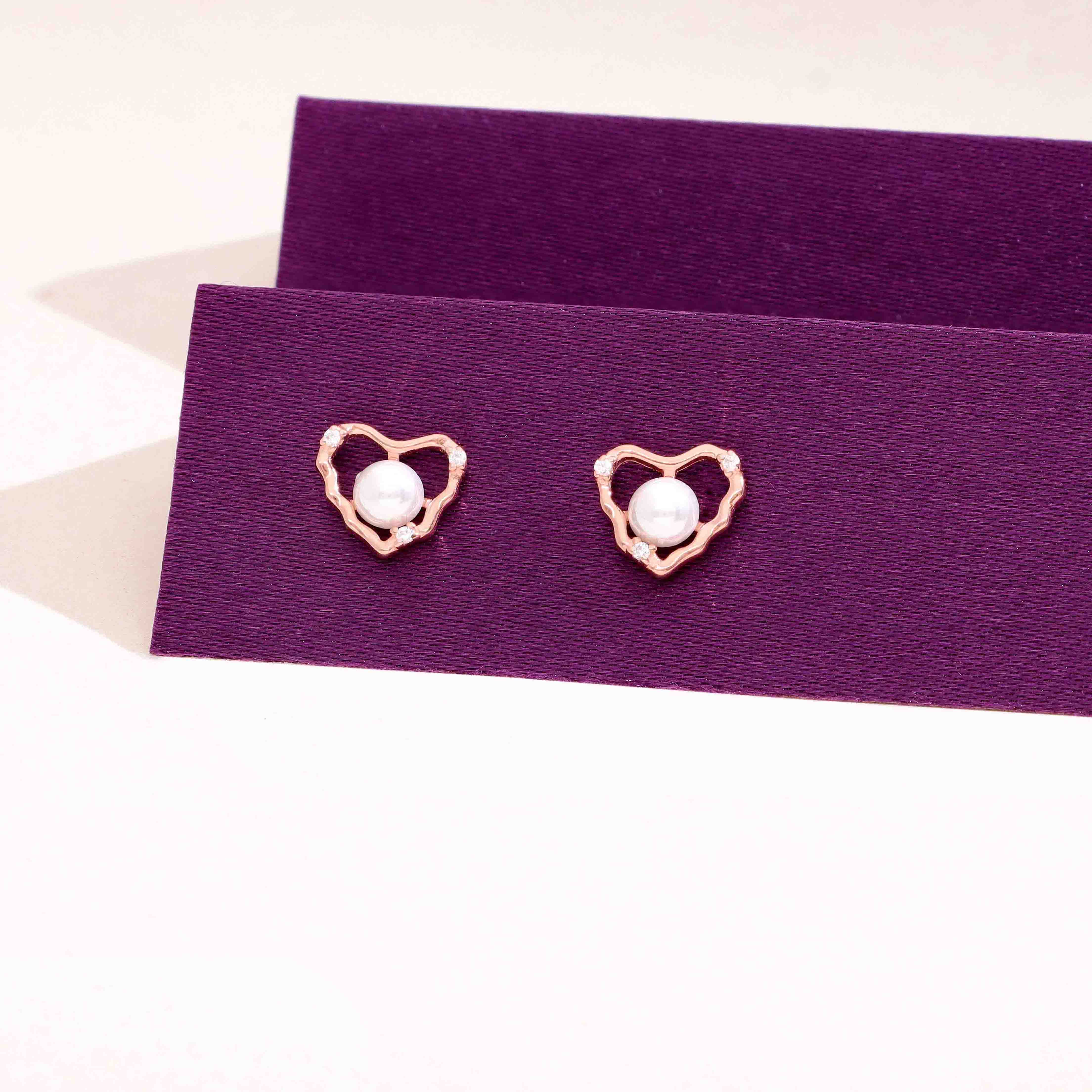 Loving Pearl Hearts Earrings - Image 2
