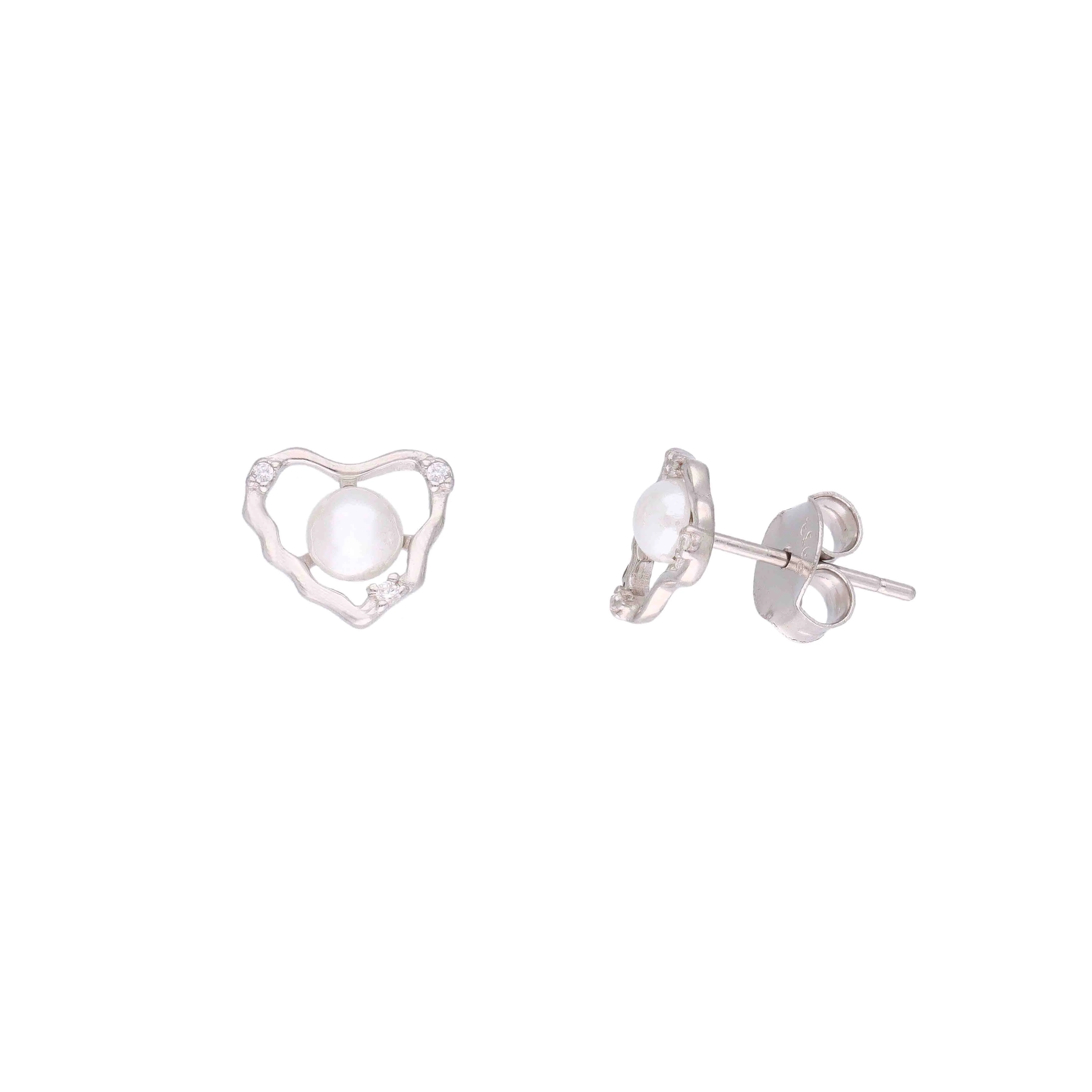Loving Pearl Hearts Earrings - Image 7