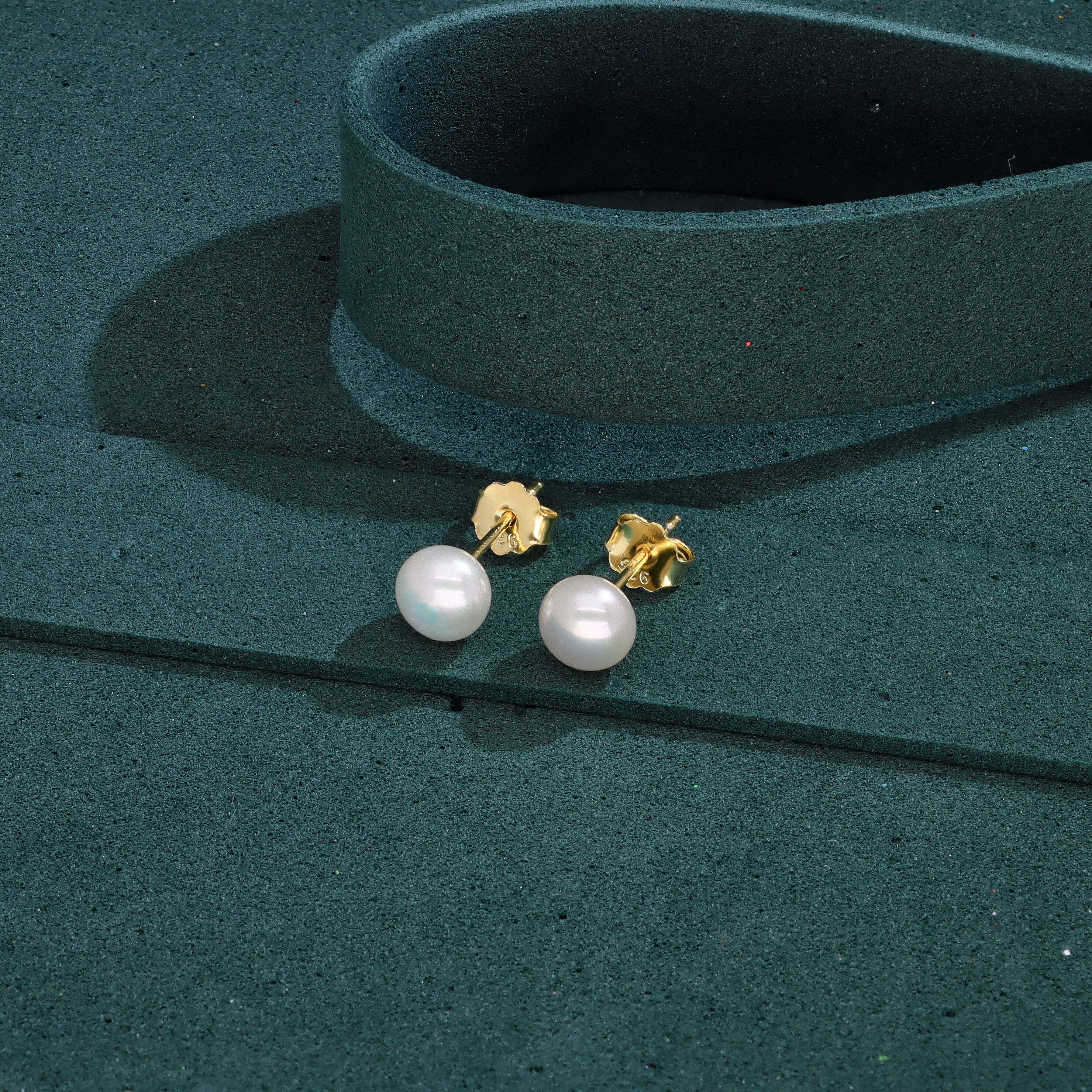 Sterling Silver Classic Pearl Stud Earrings - Image 3