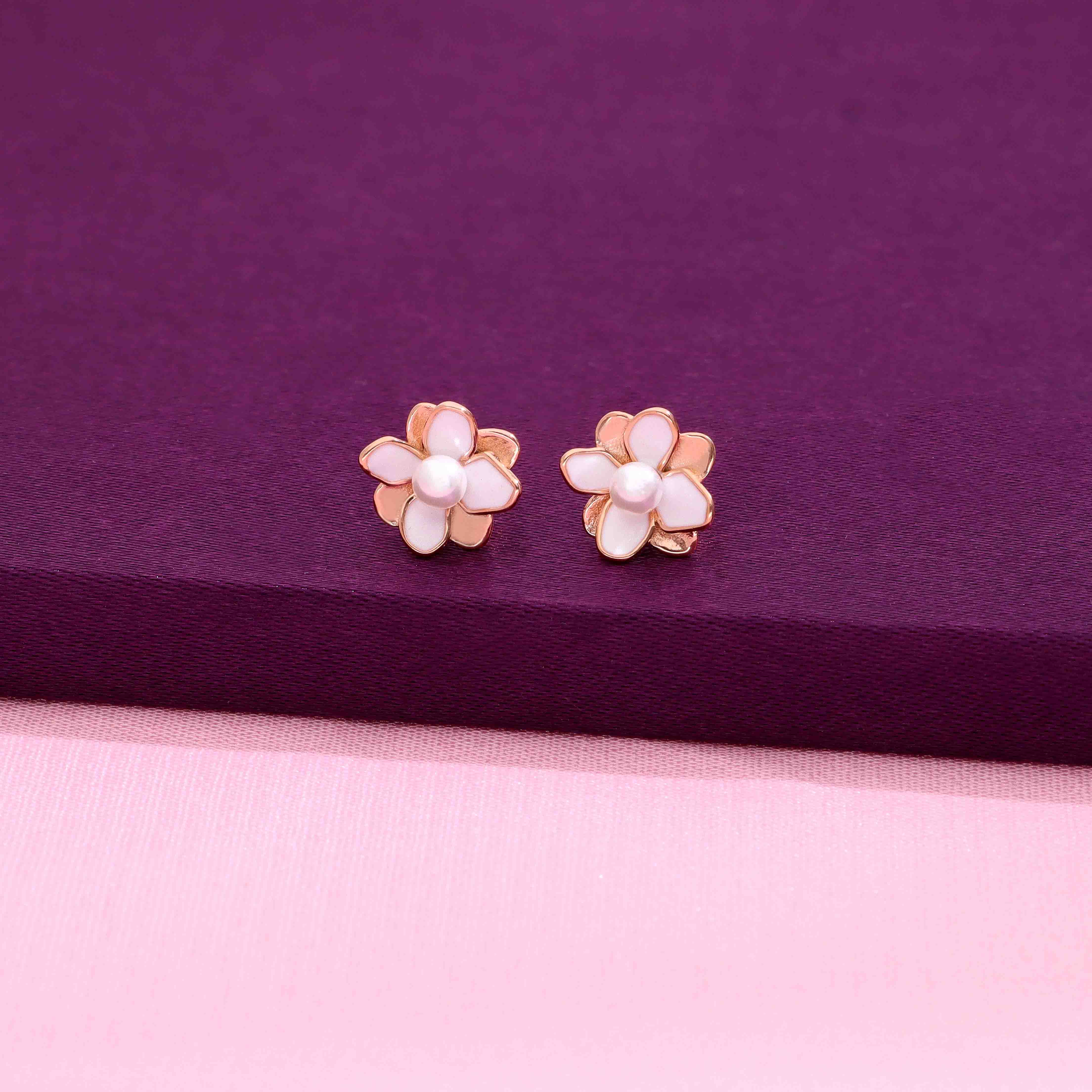 925 Silver Flower Pearl Stud Earrings - Image 2