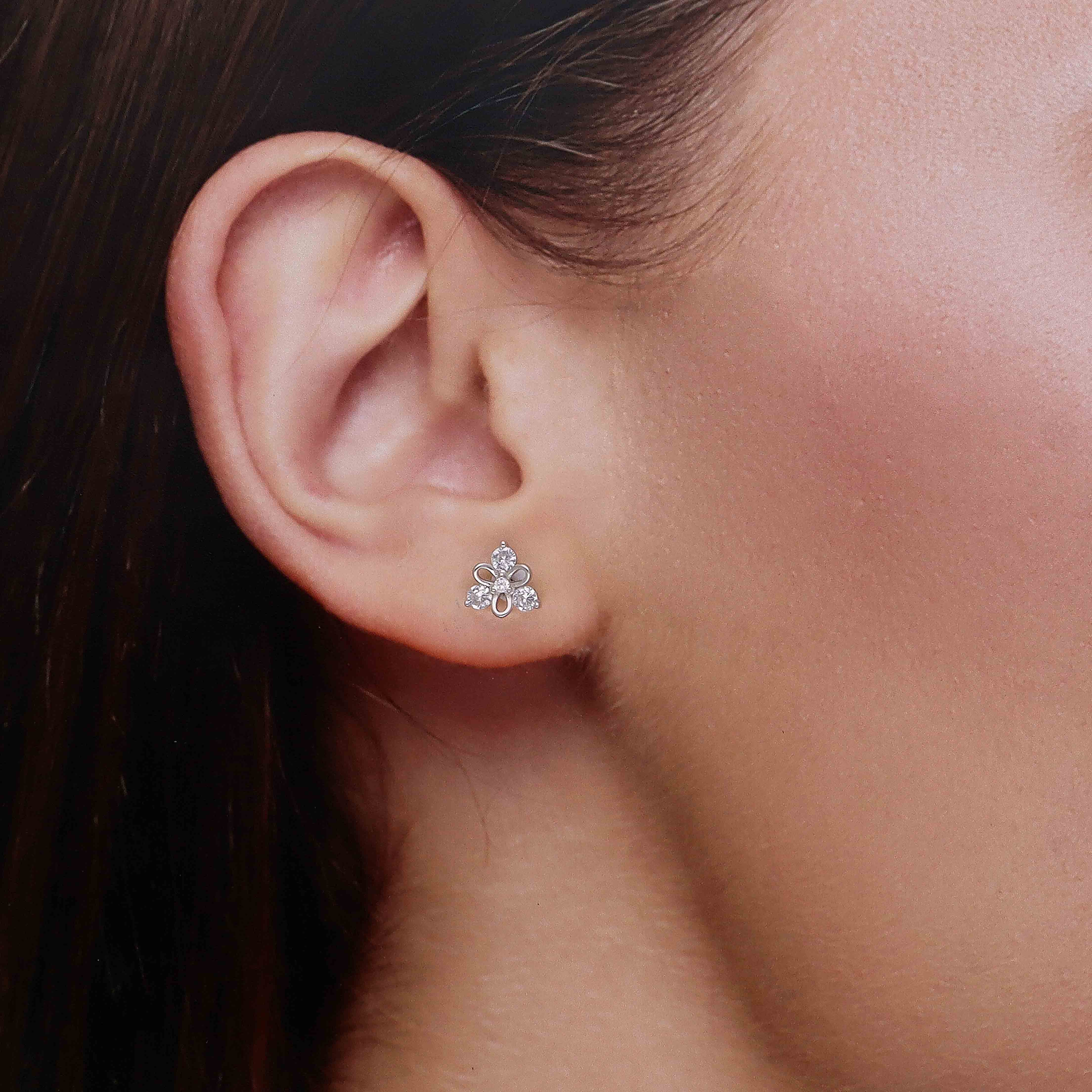Elegant Silver Flower Stud Earrings - Image 3