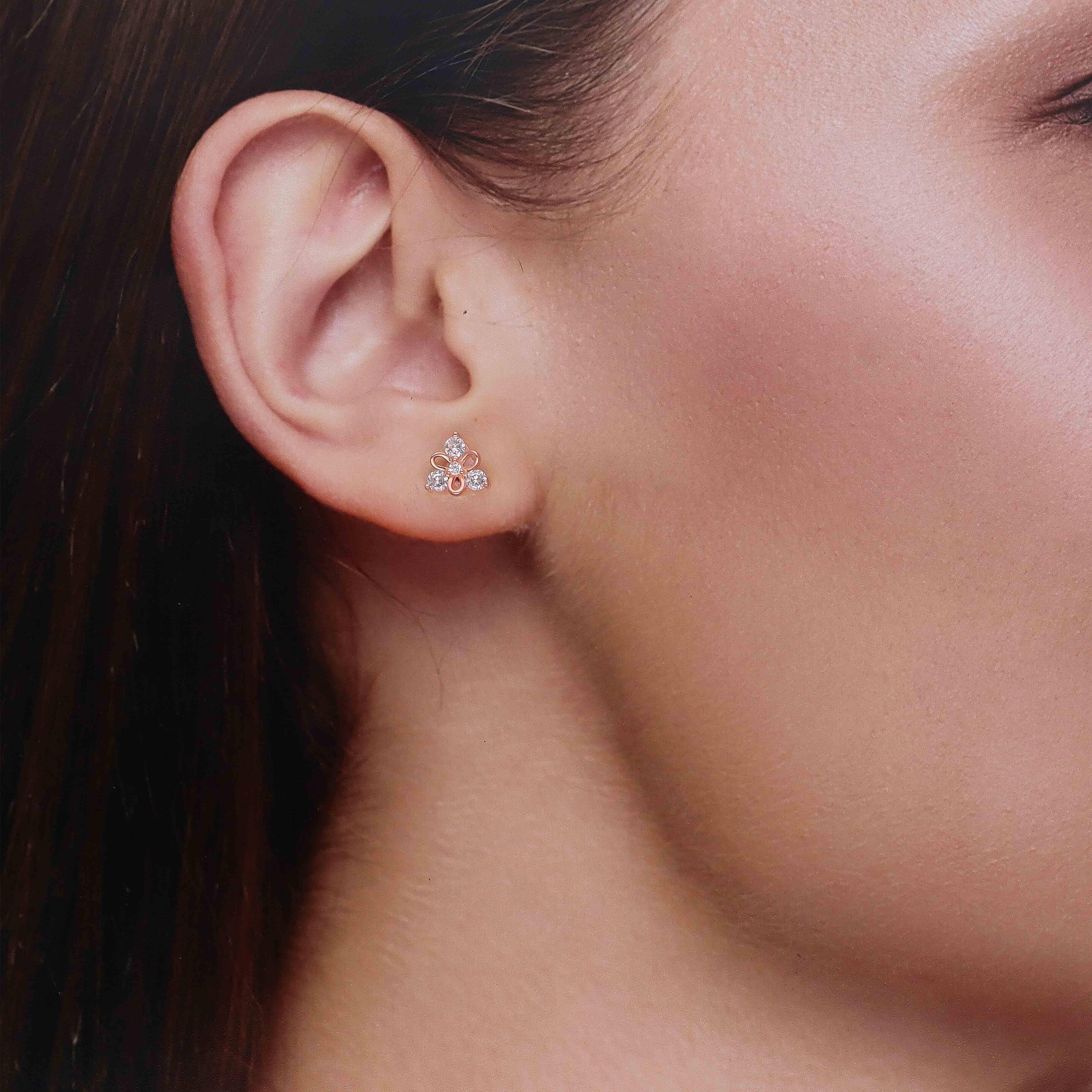 Elegant Silver Flower Stud Earrings - Image 4