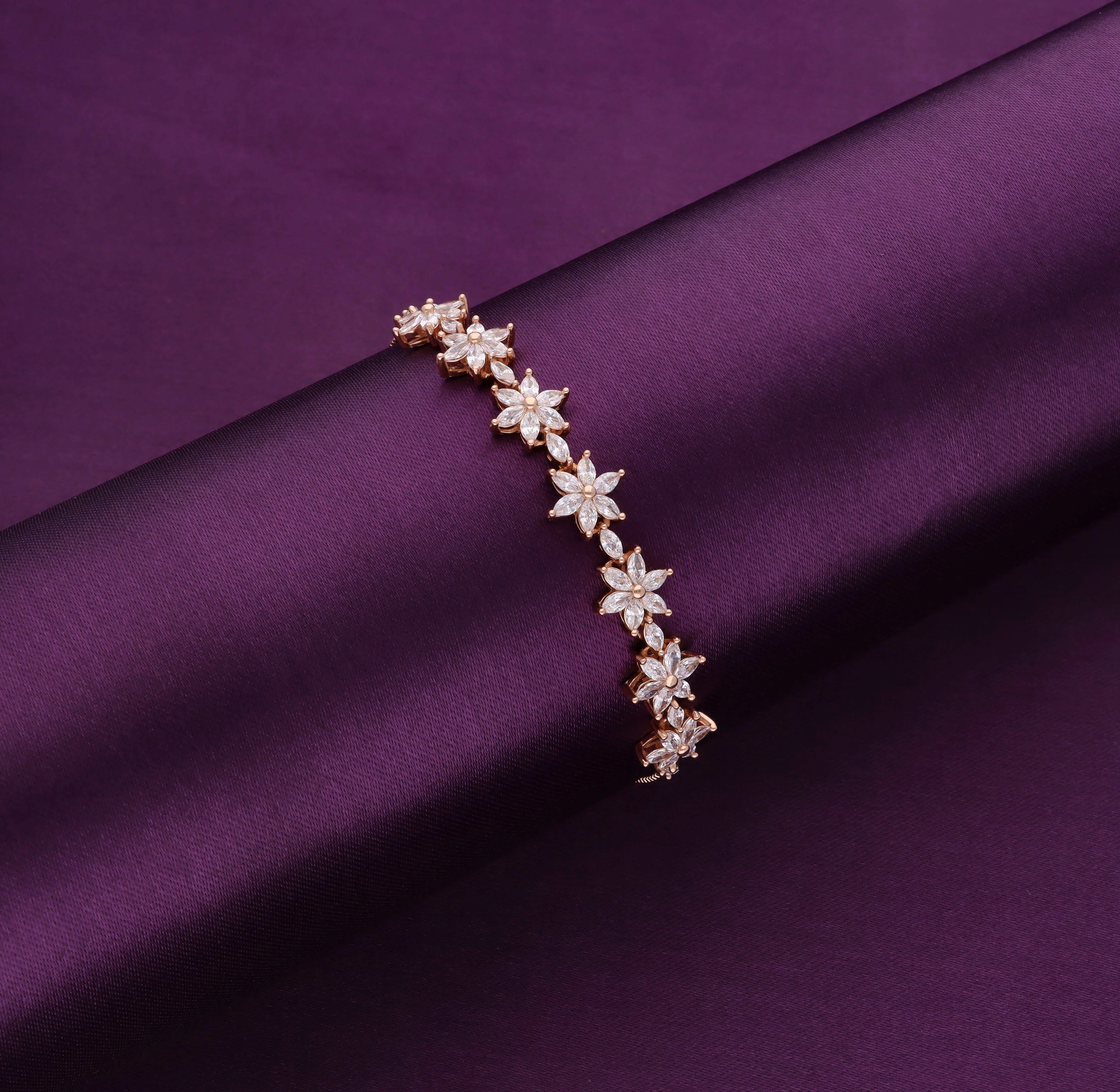 The Floral Edge Bracelet - Image 4