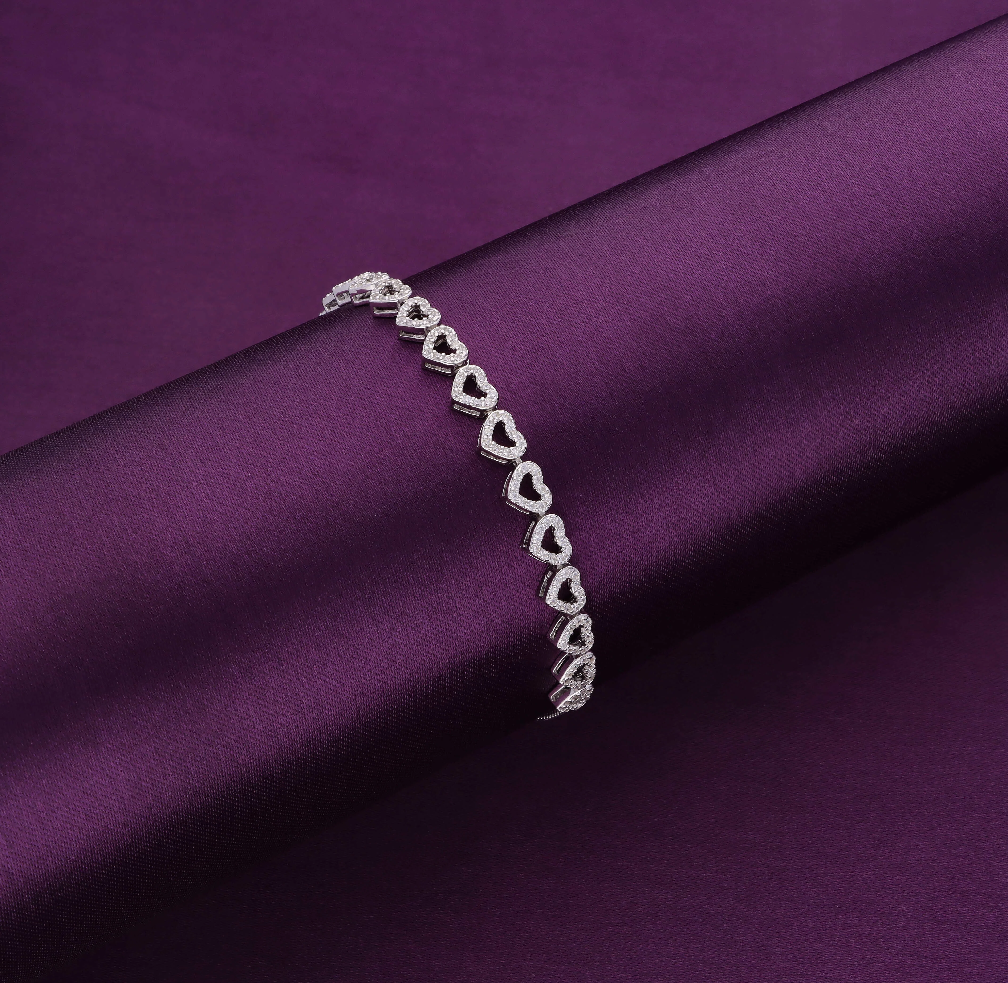 The Band of Hearts Silver Chain Bracelet - Image 3