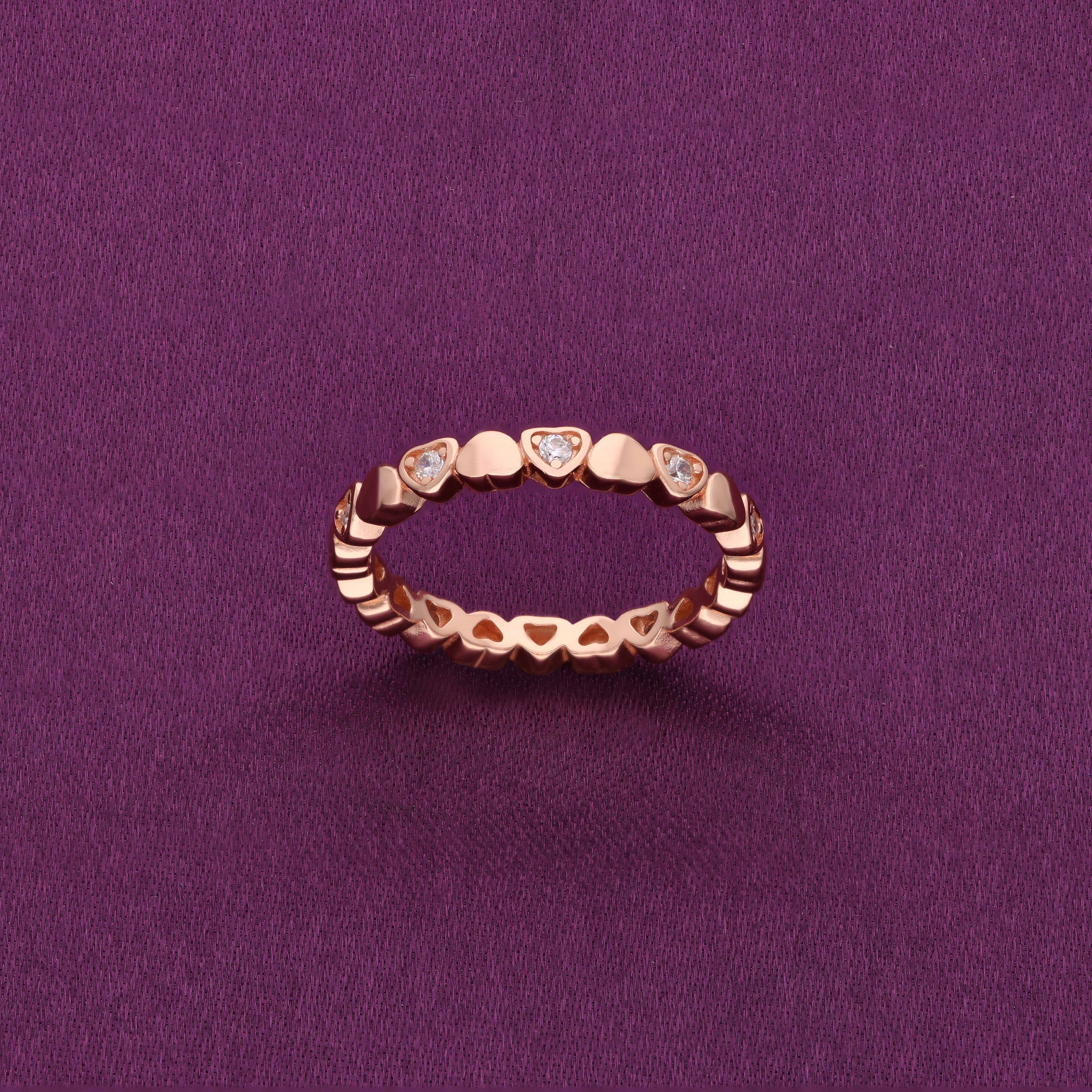 Stunningly Lined Up Hearts Silver Ring - Image 2