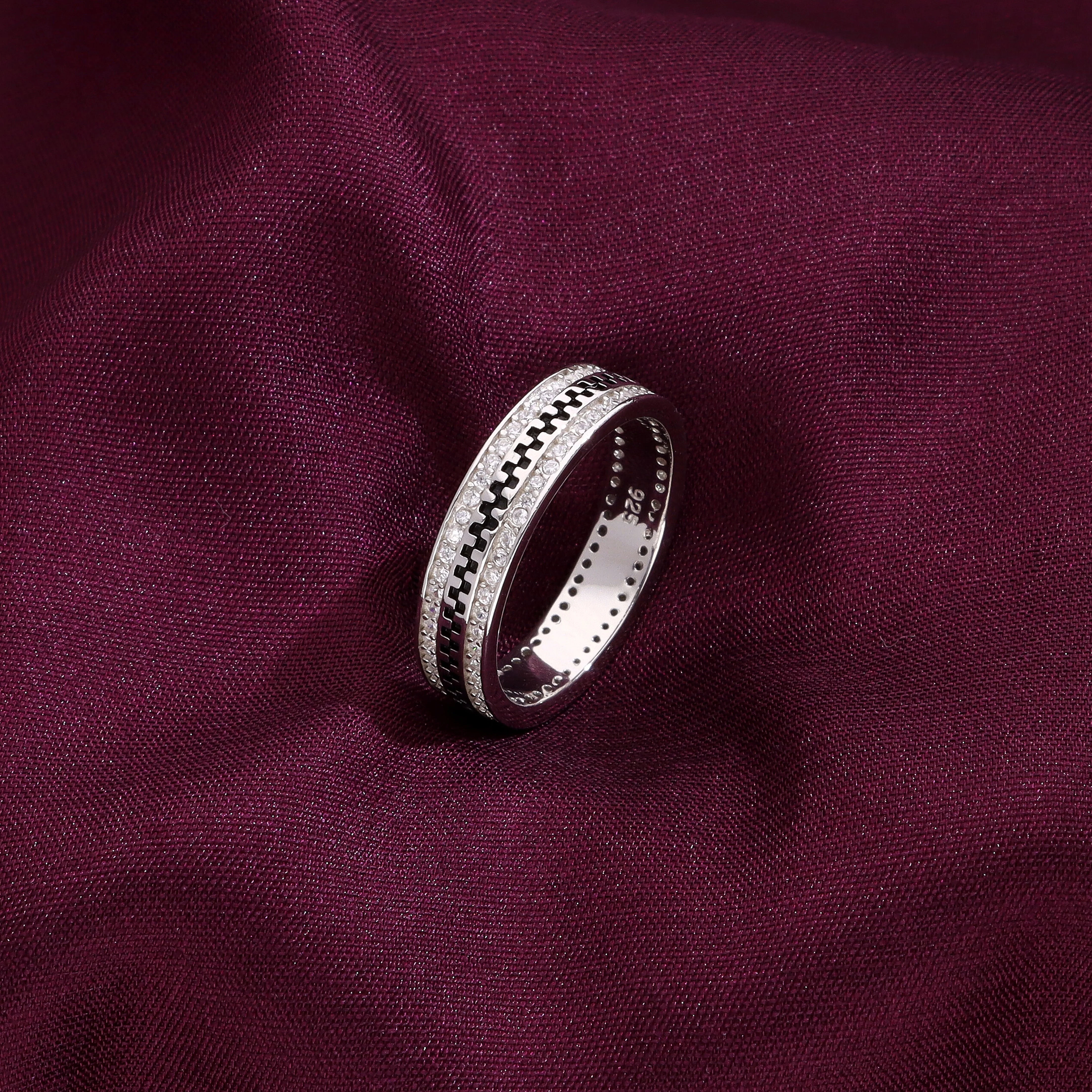 MEN'S ROYAL CHECKERED ZIRCON SILVER BAND - Image 4