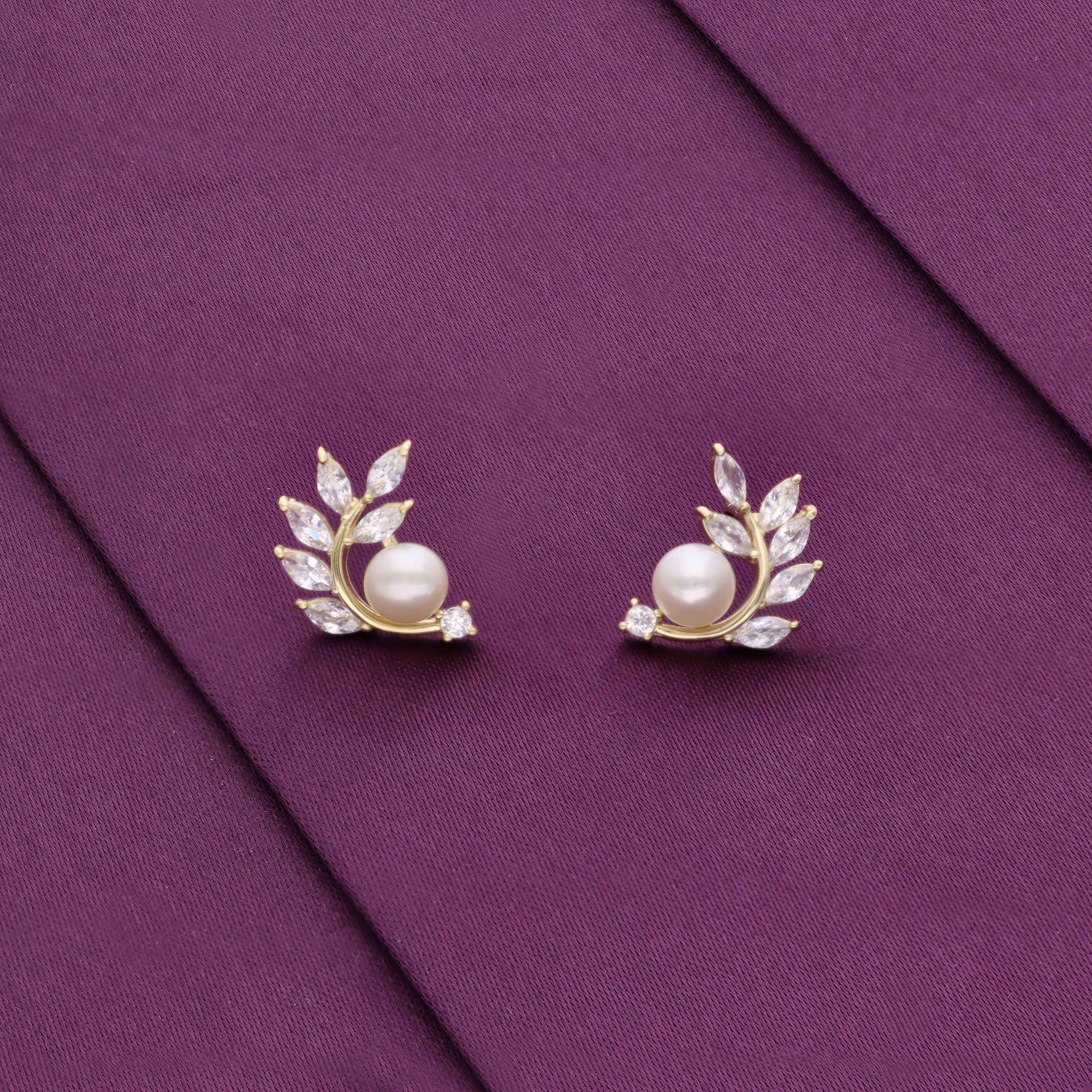 Exquisite Artistry Pearl Silver Earrings - Image 3