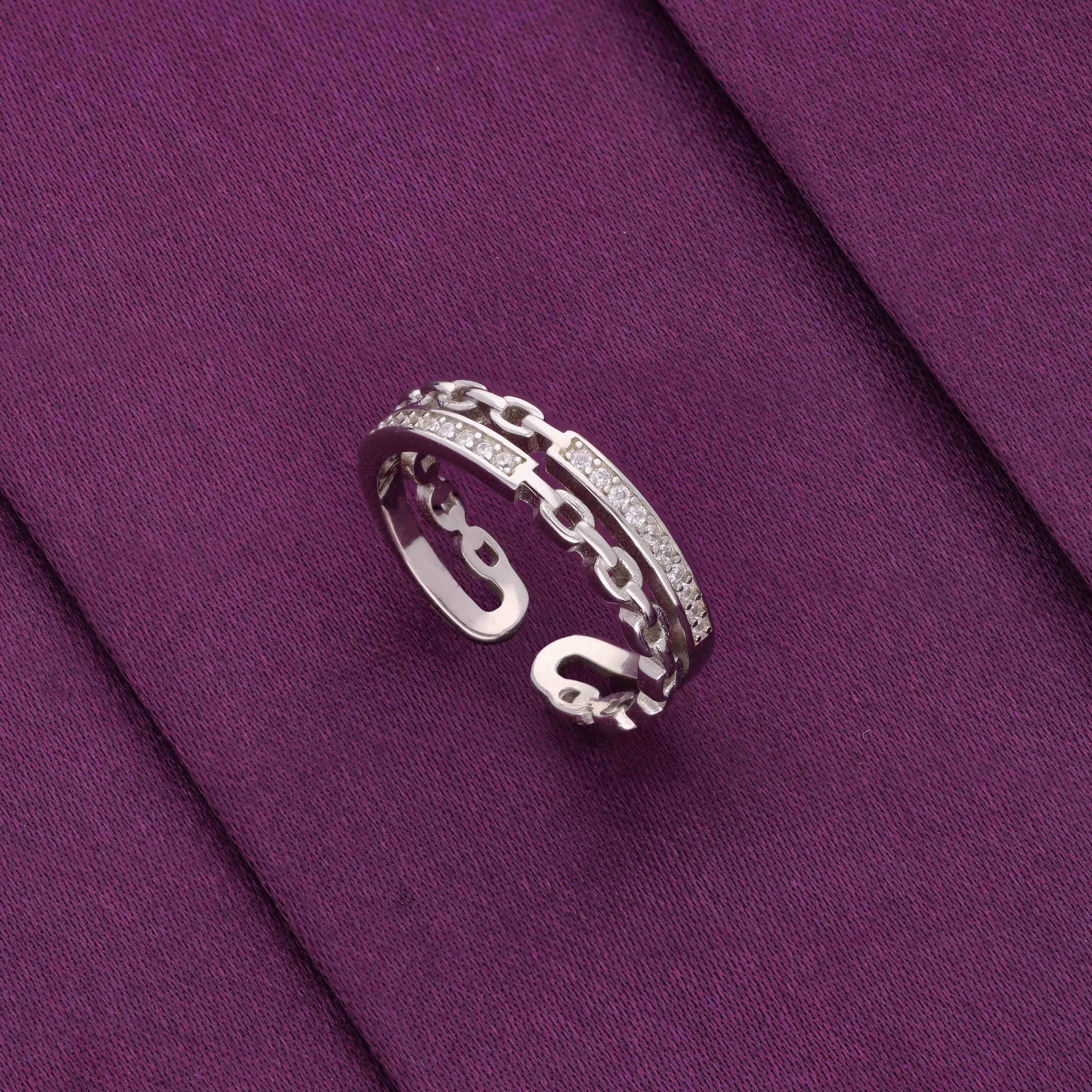 Elegant Sterling Silver Chain Link Ring - Image 3