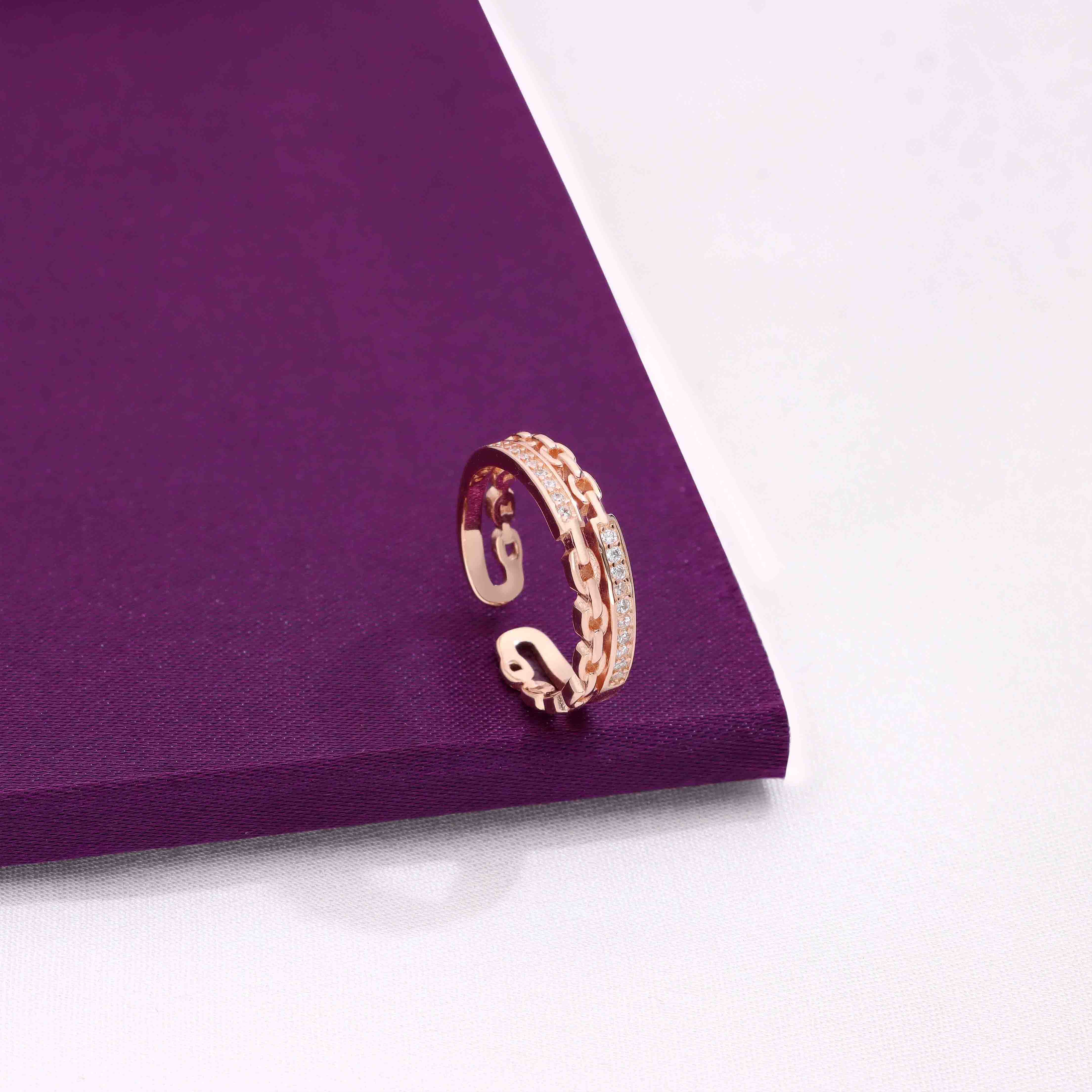 Elegant Sterling Silver Chain Link Ring - Image 6