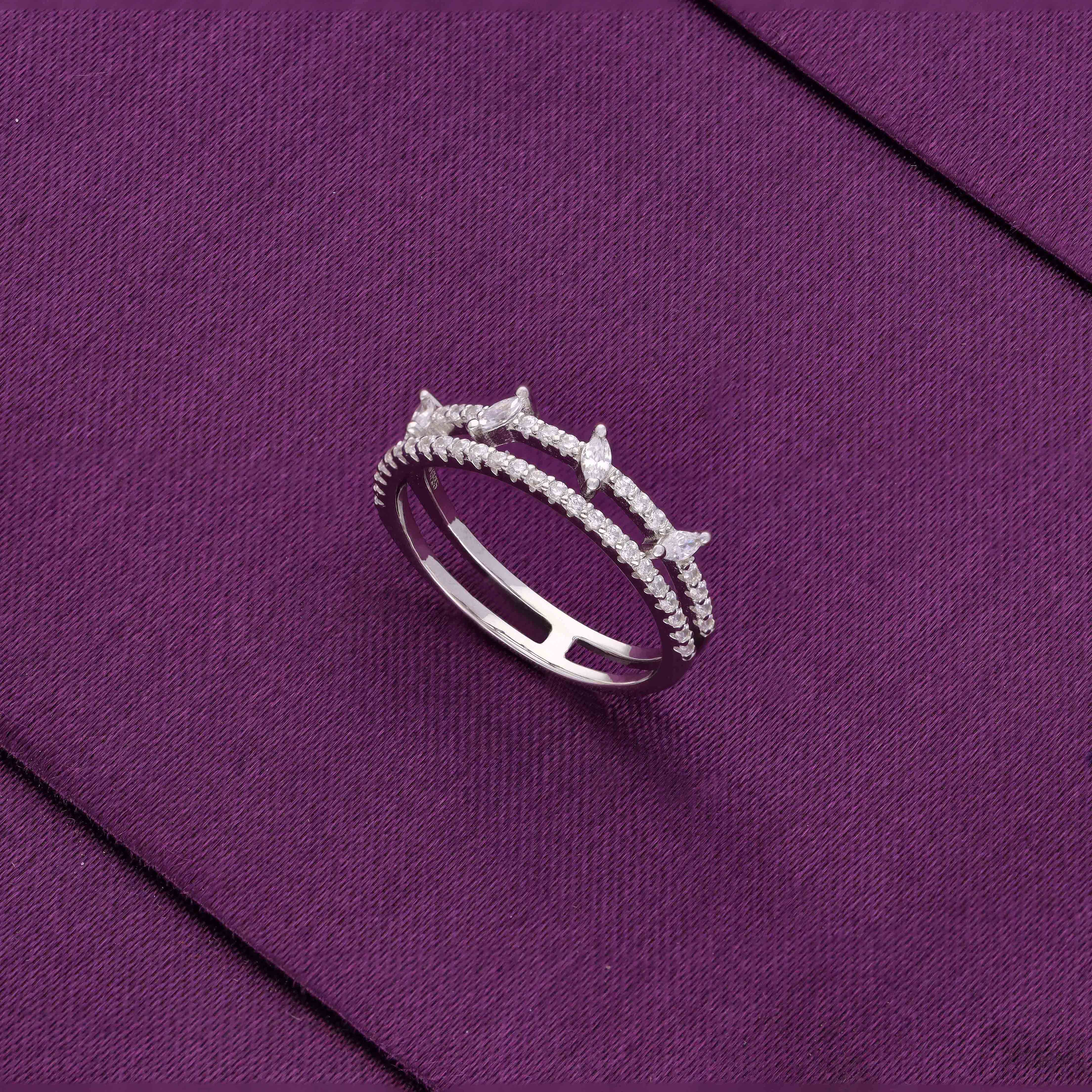 Simple And Trendy Zircon Silver Minimal Ring - Image 3