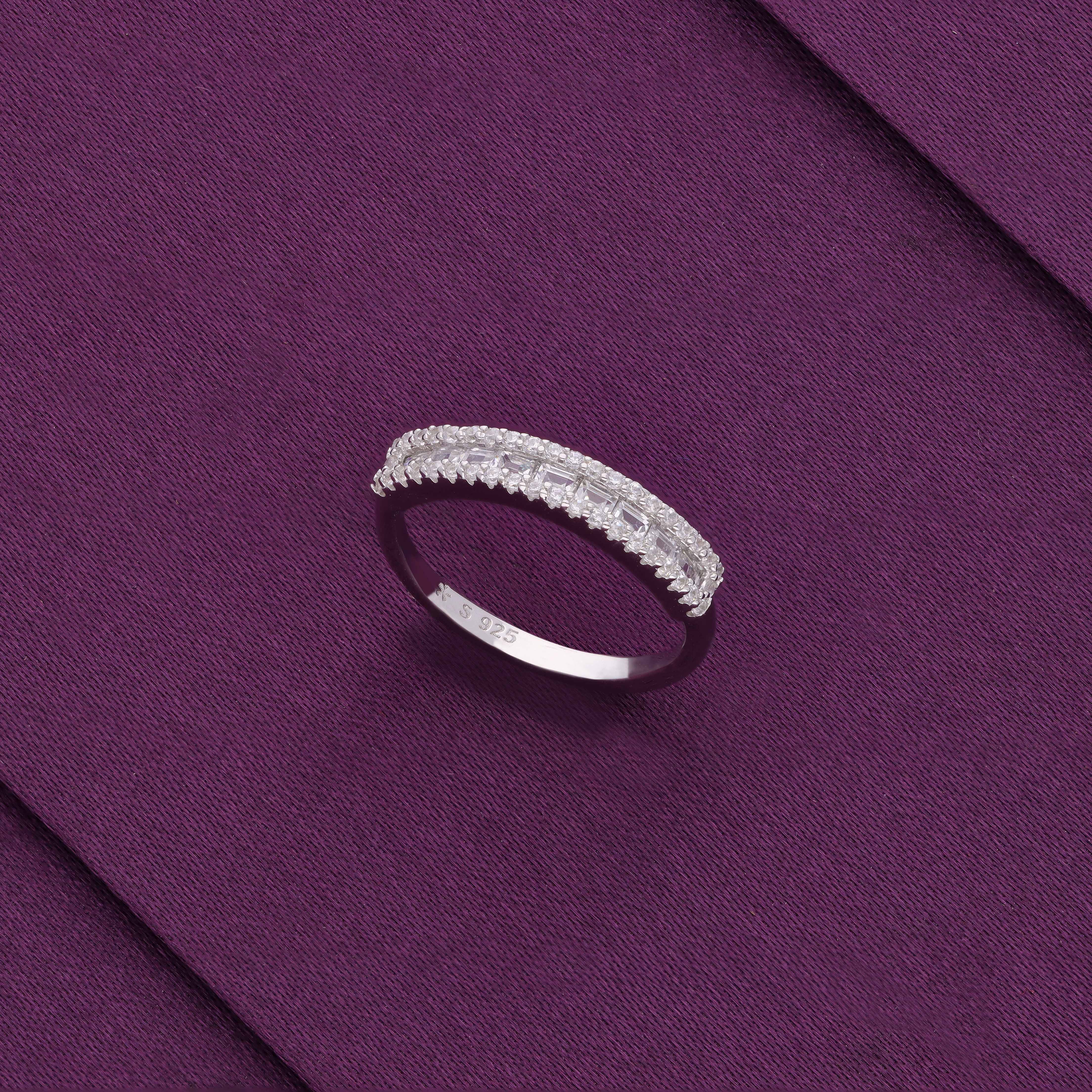 Minimalistic Zircon Plate Statement Silver Ring - Image 3