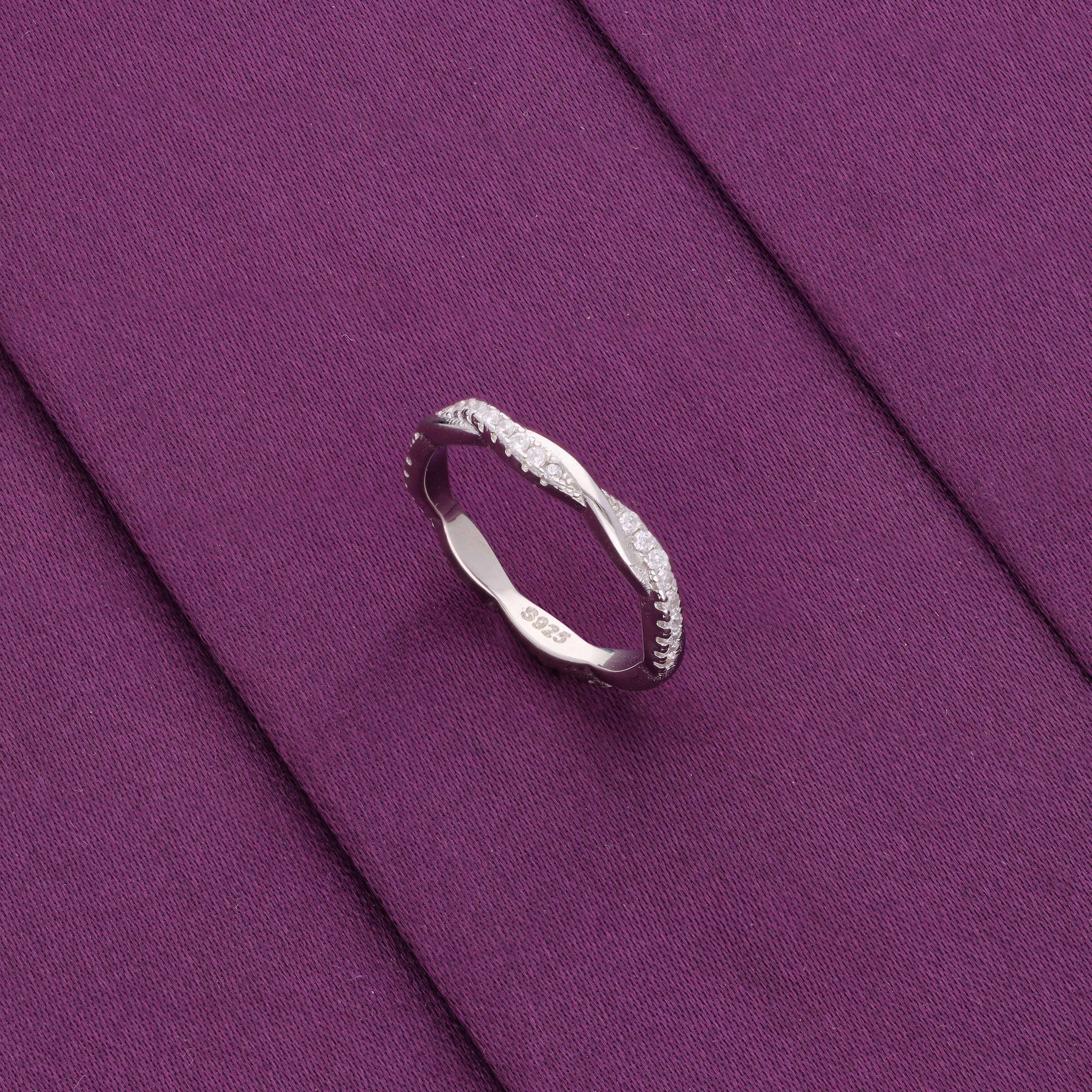 Sterling Silver Elegant Twirl Minimal Ring - Image 3