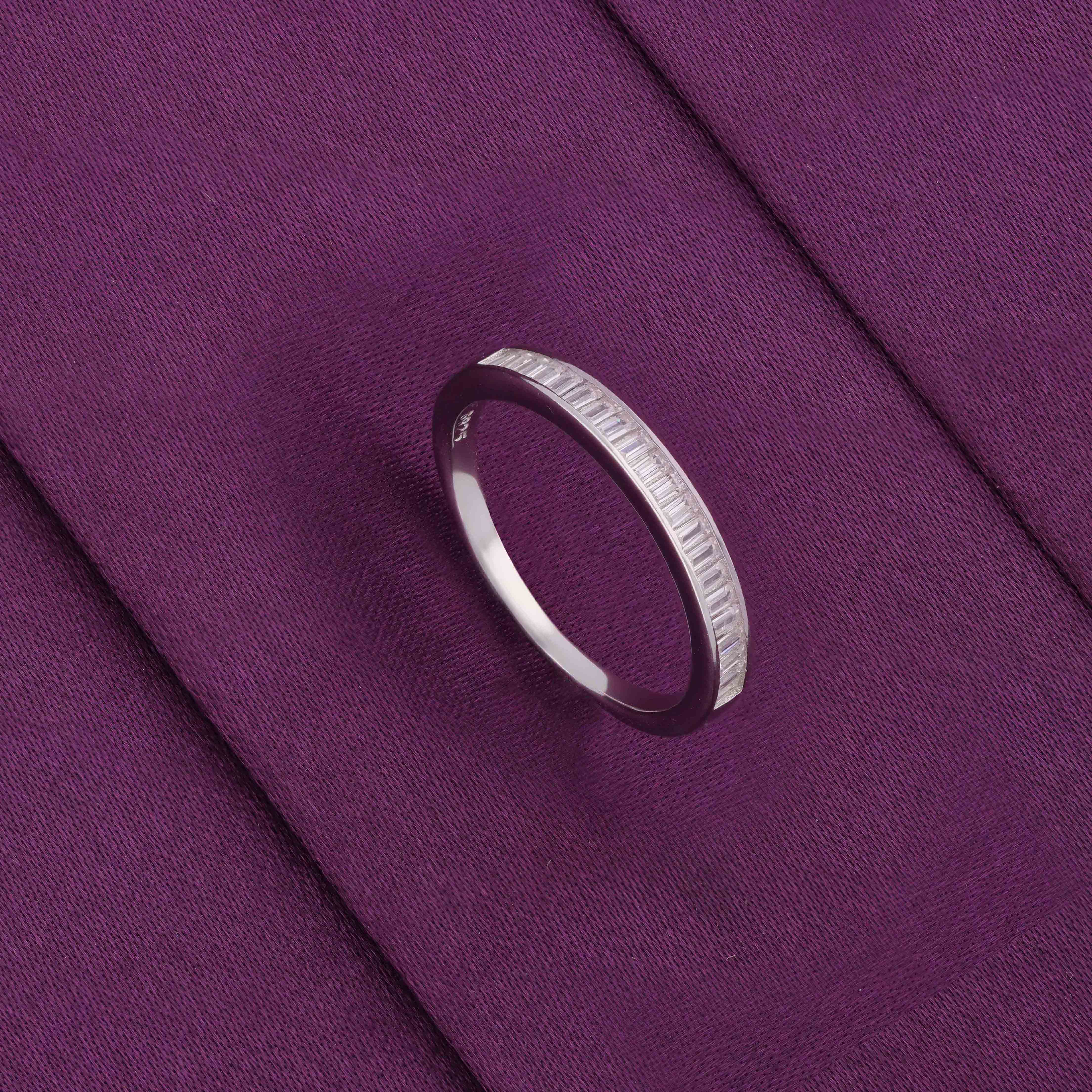 Minimal Baguettes Silver Ring - Image 2