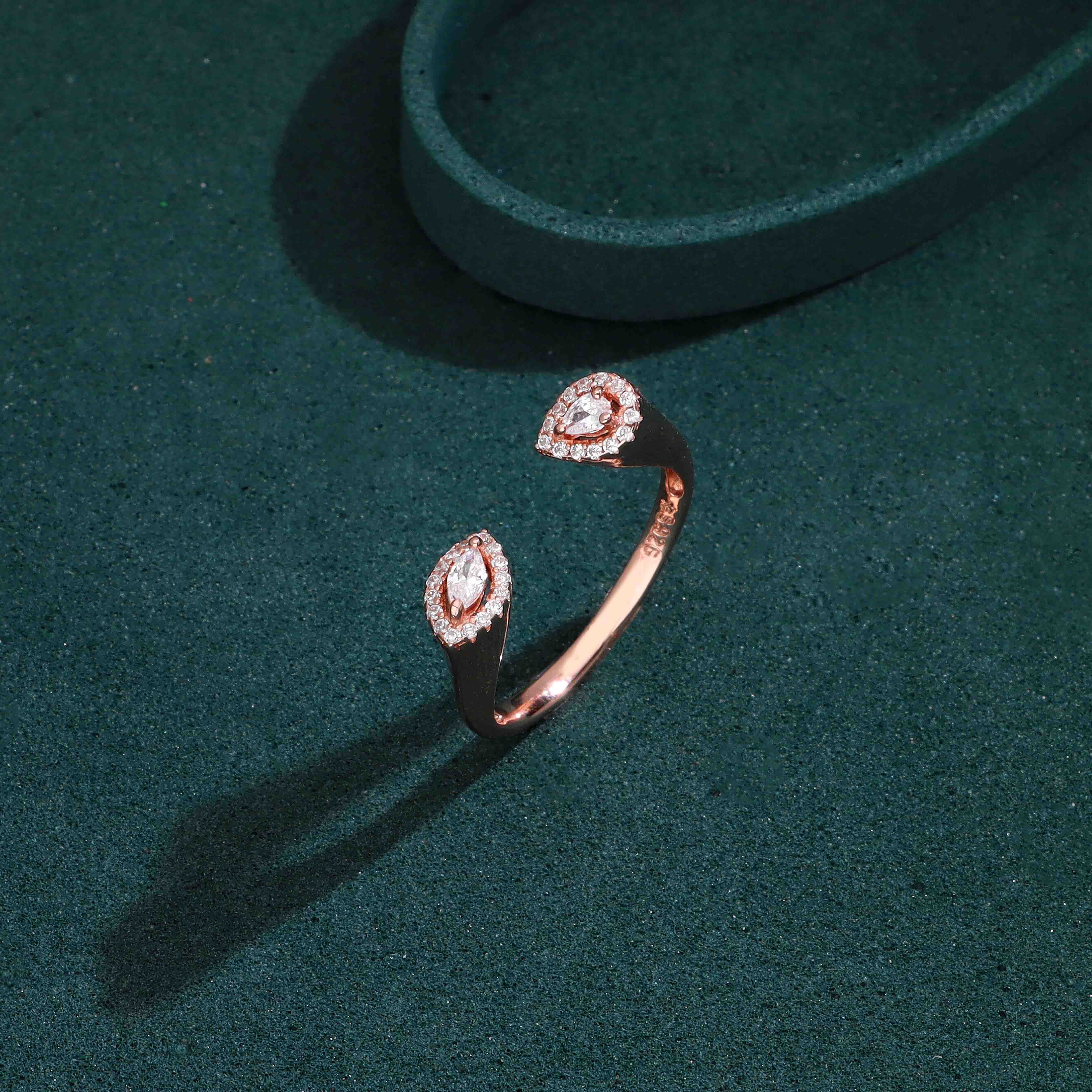 Twin Teardrop Adjustable Silver Ring - Image 2