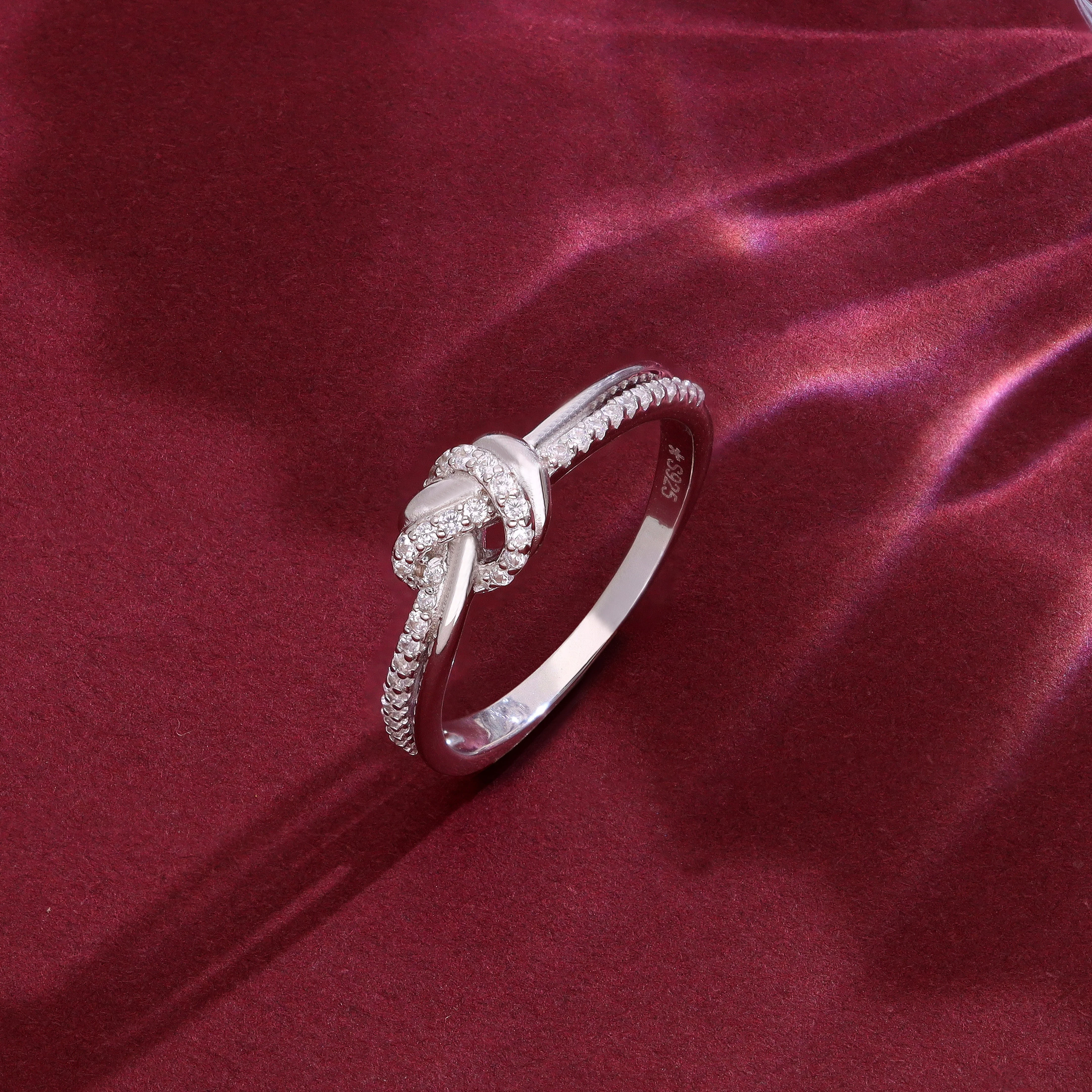 Sparkling Royal Heart Knot Silver Ring - Image 3