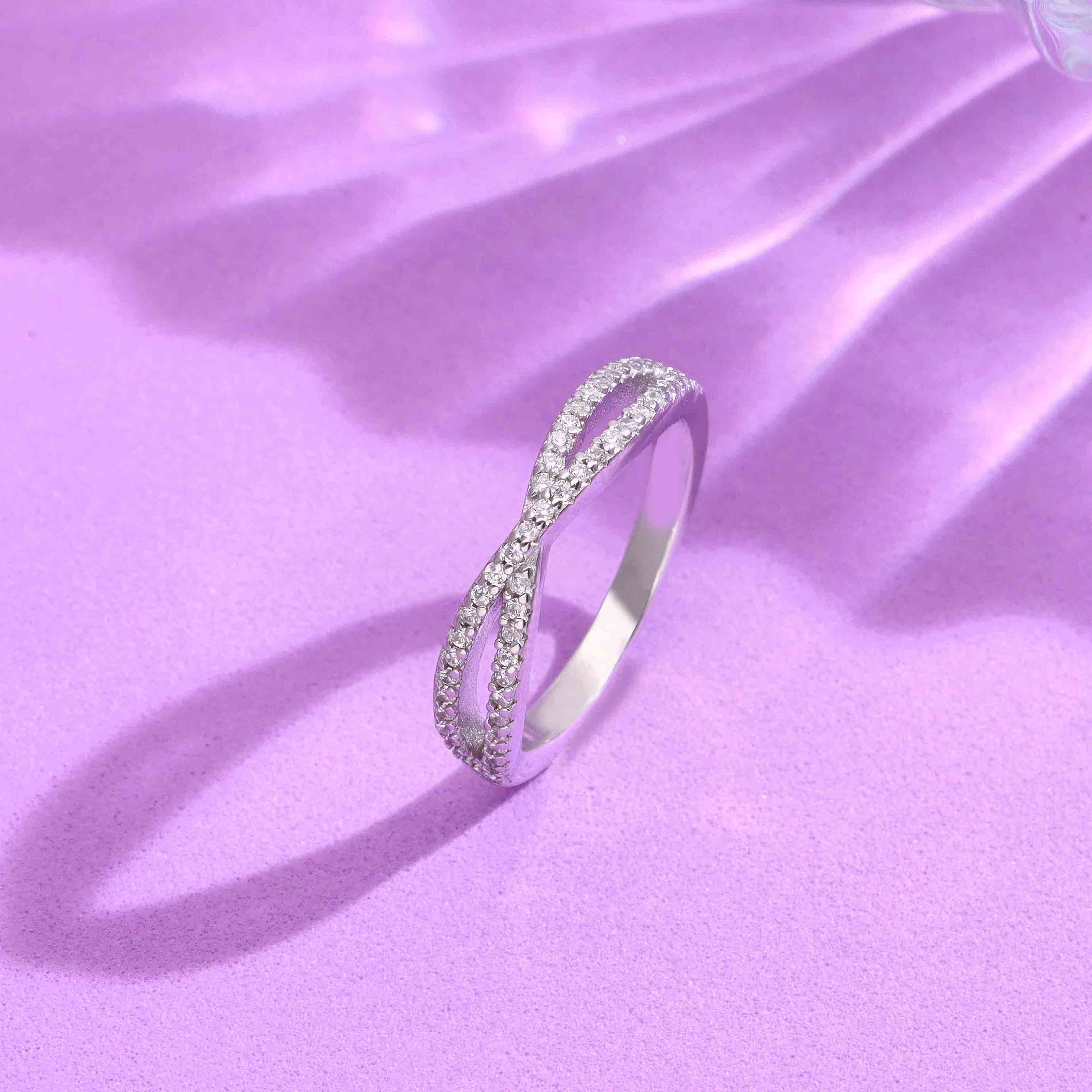 Simple Pure Twist Sterling Silver Ring - Image 3