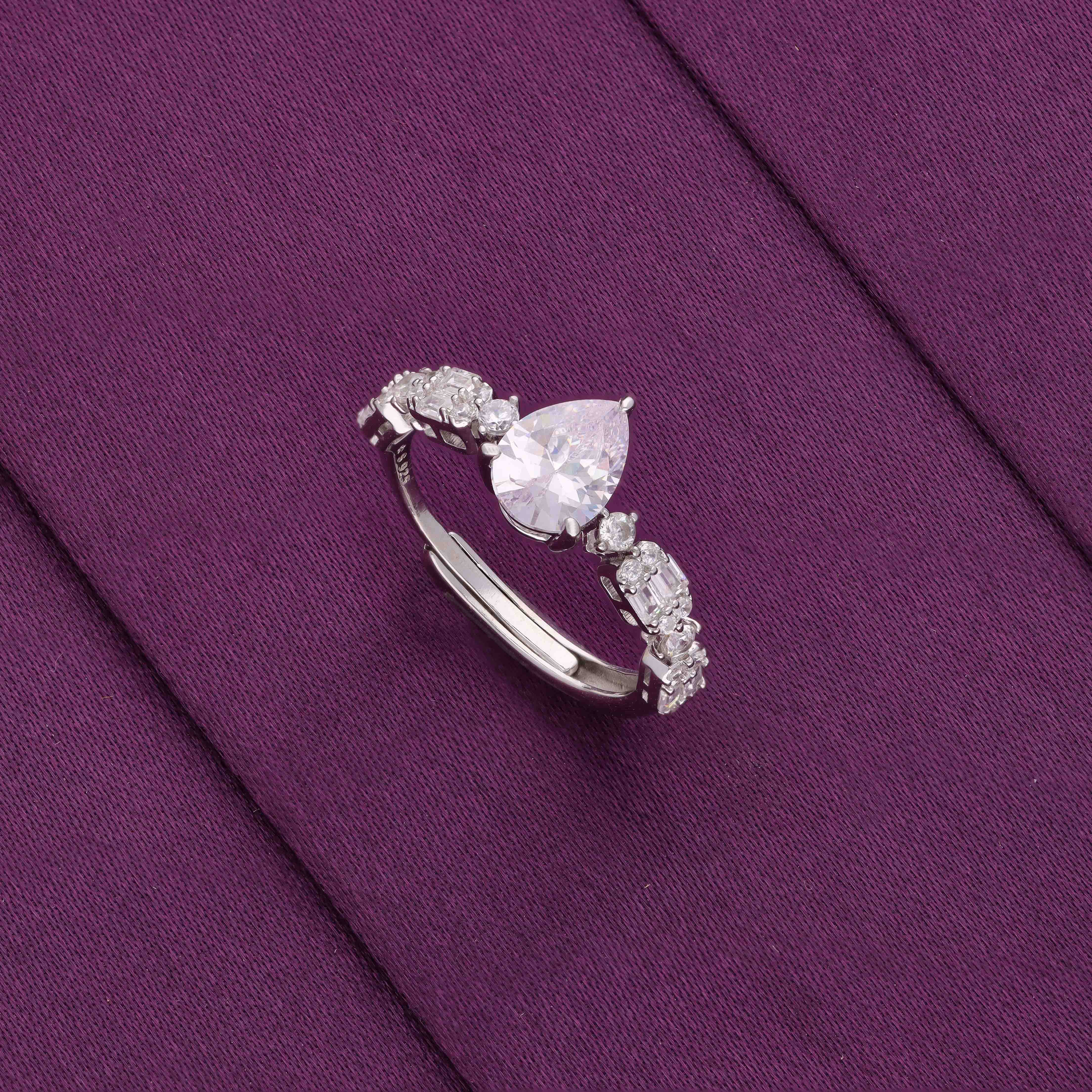 Tear Drop Silver Solitaire Ring - Image 5