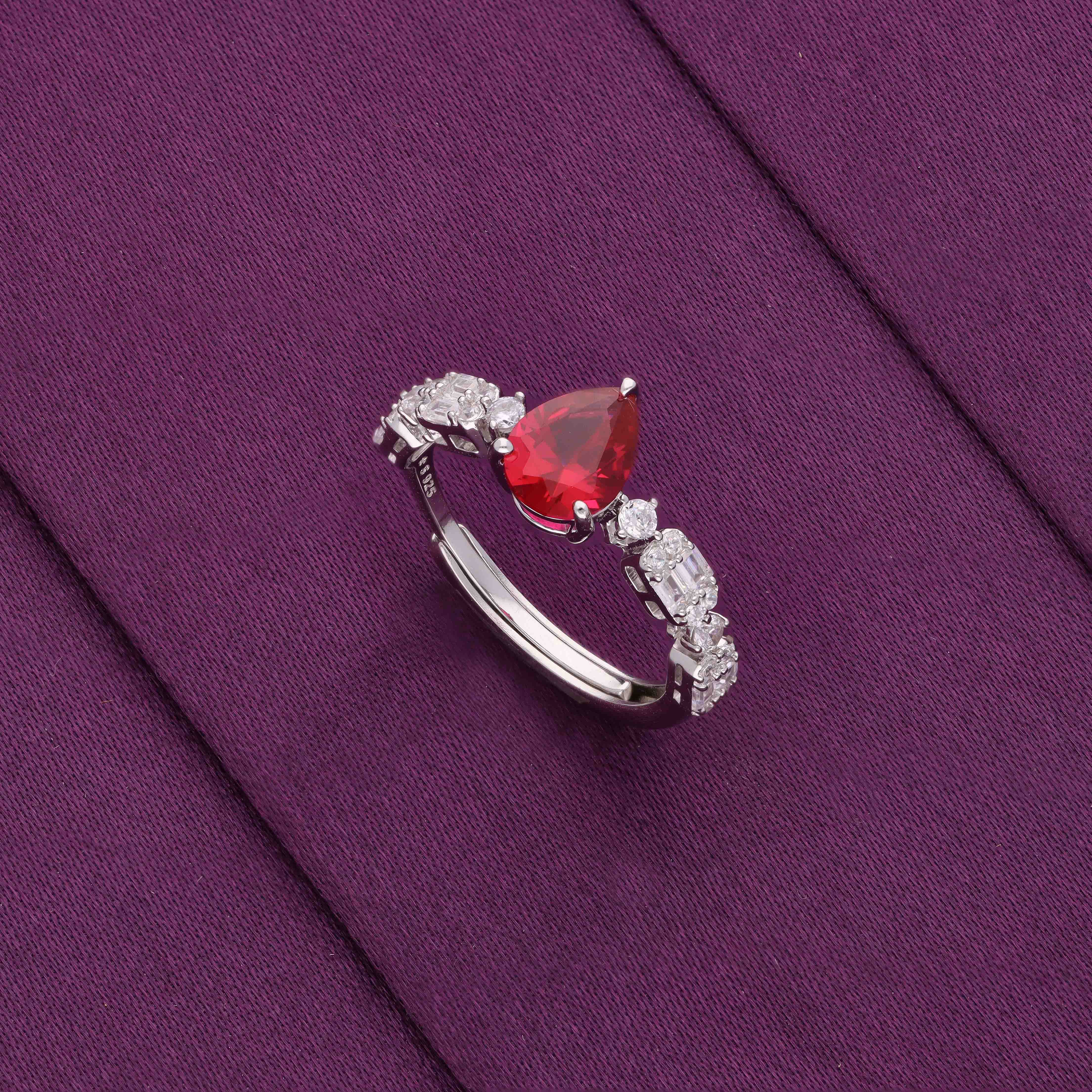 Tear Drop Silver Solitaire Ring - Image 7