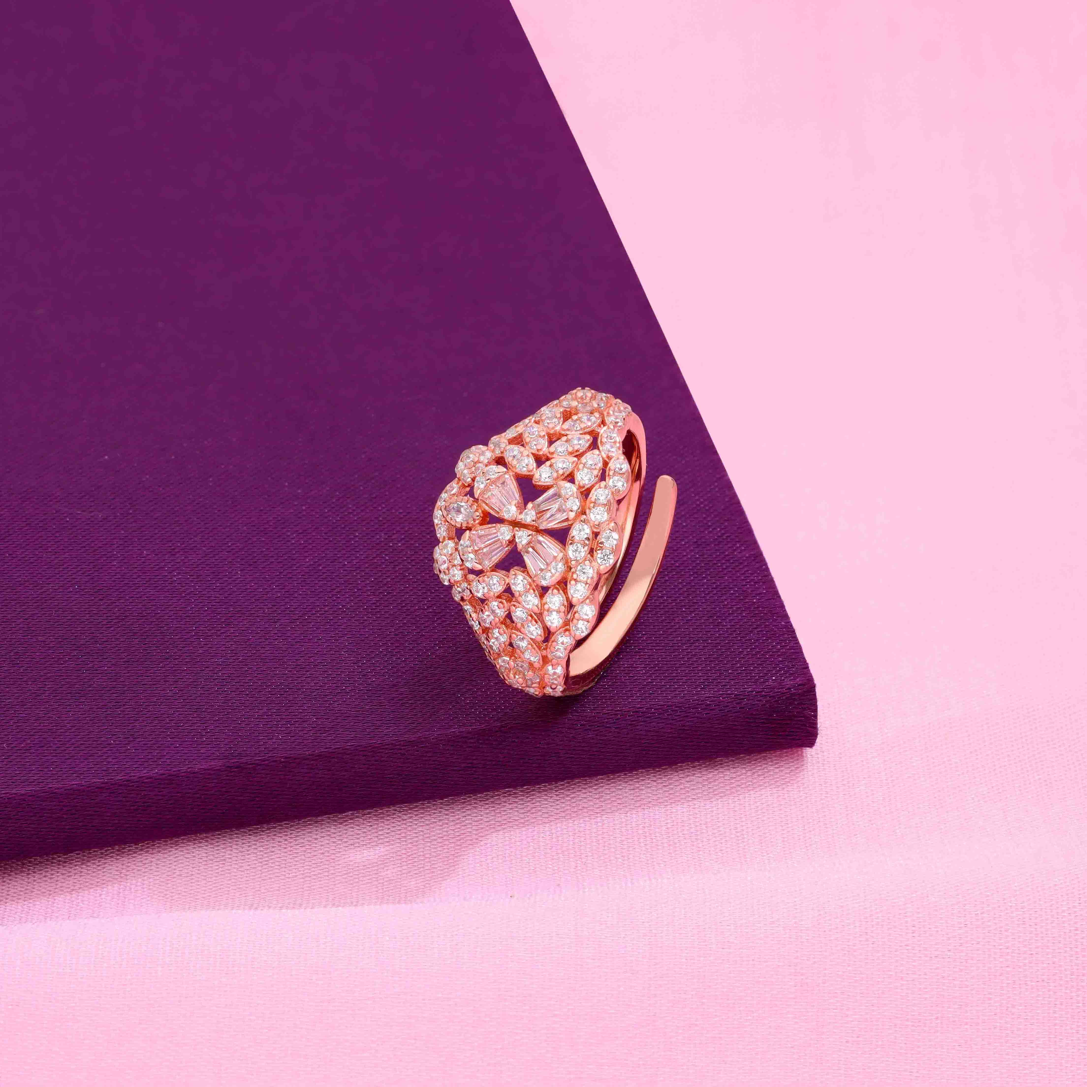 Beautiful Royalty Zircon Studded Statement Silver Ring - Image 8