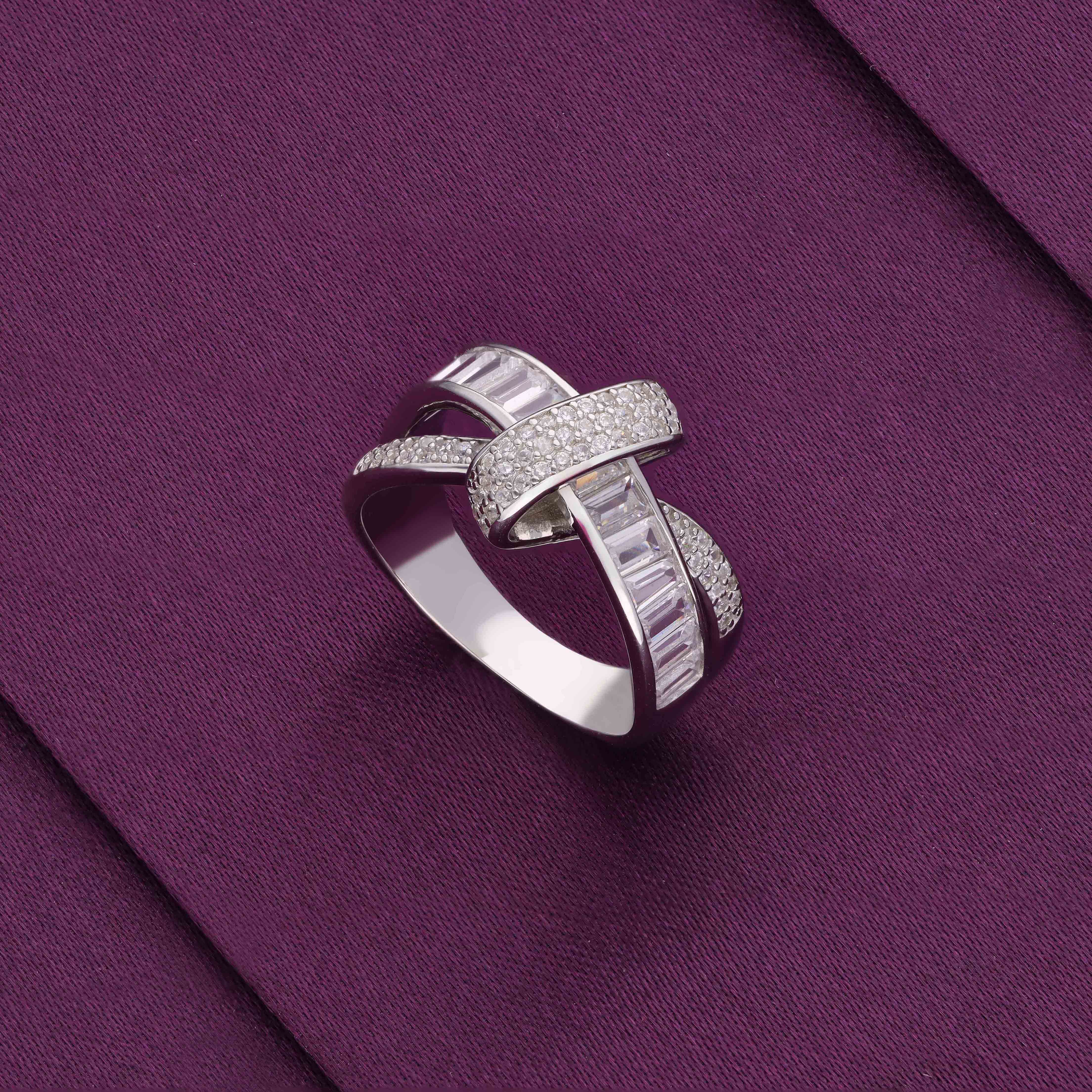Royal Knott Statement Ring - Image 5