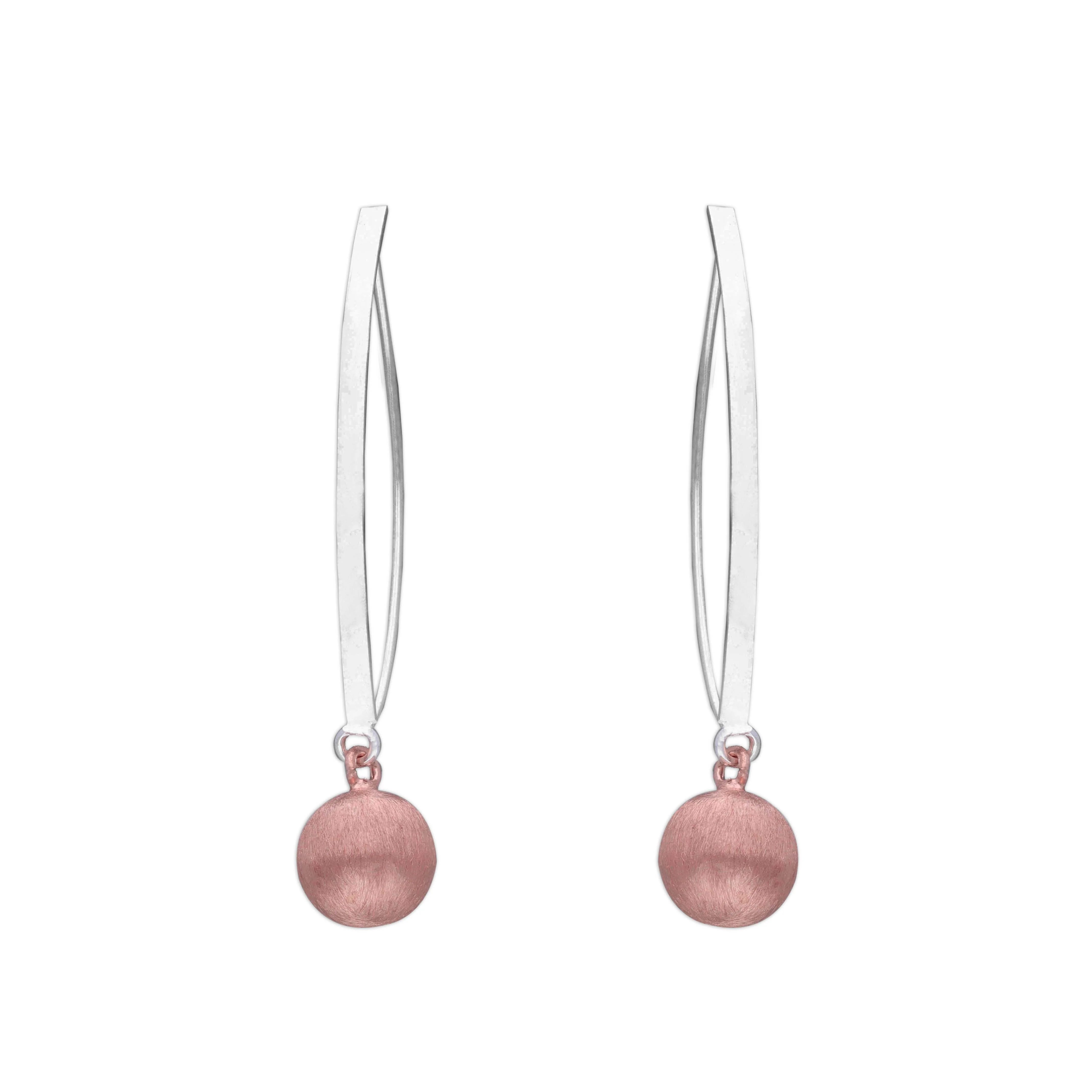 Shiny Spheres Dangler Silver Earrings - Image 4