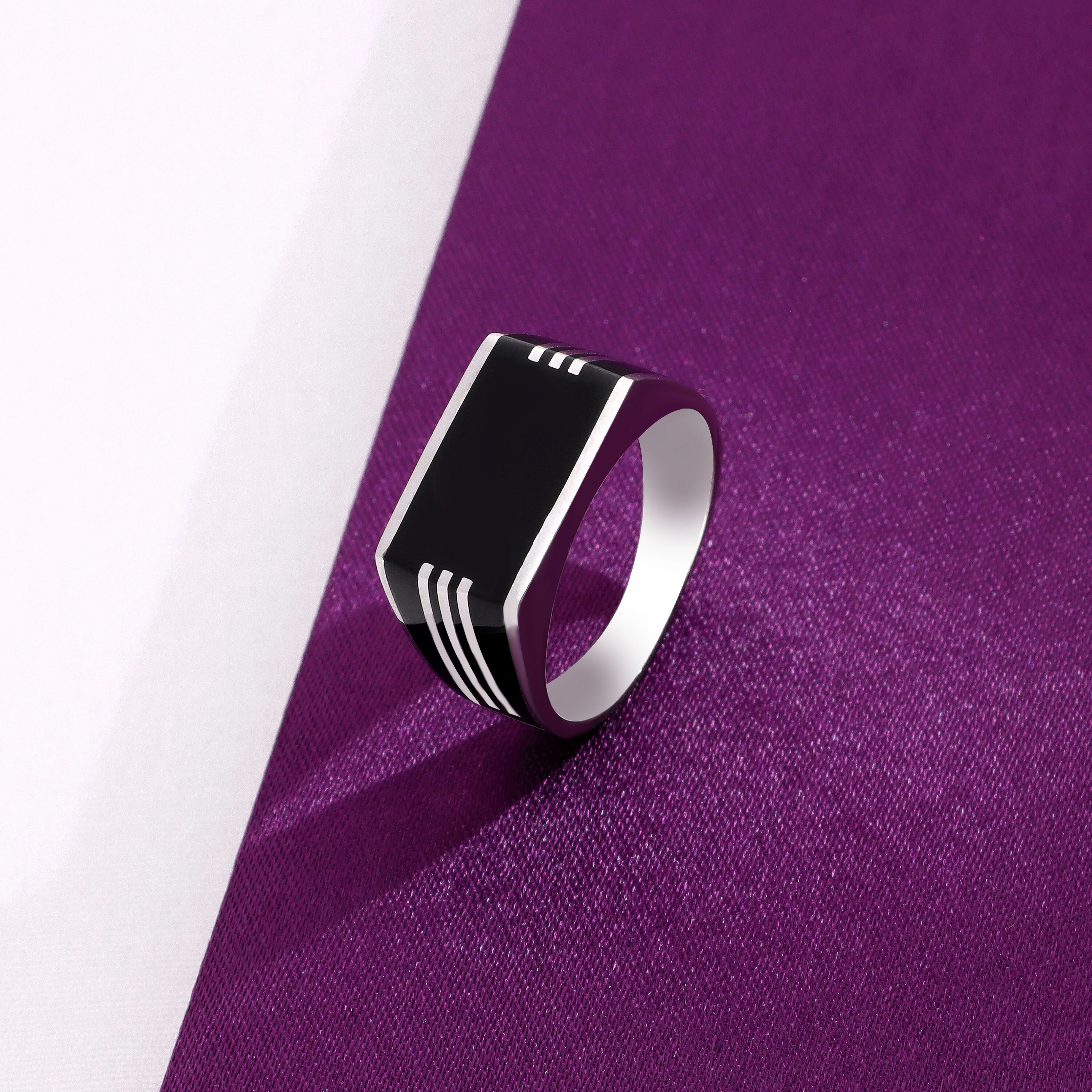 Men’s Stylish Rectangle Onyx Silver Ring - Image 4