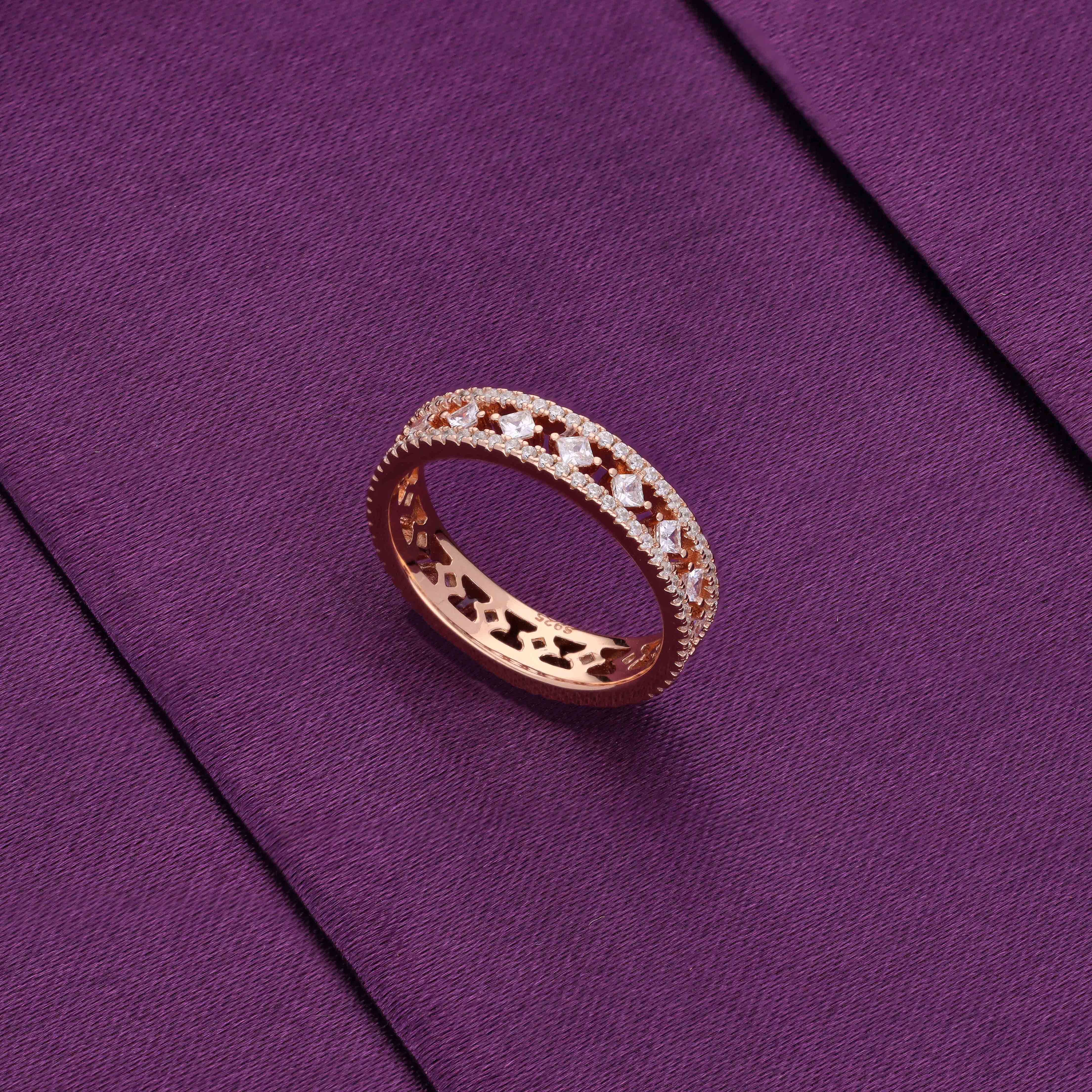Round Cut Zircon Diamond Band Silver Ring - Image 5