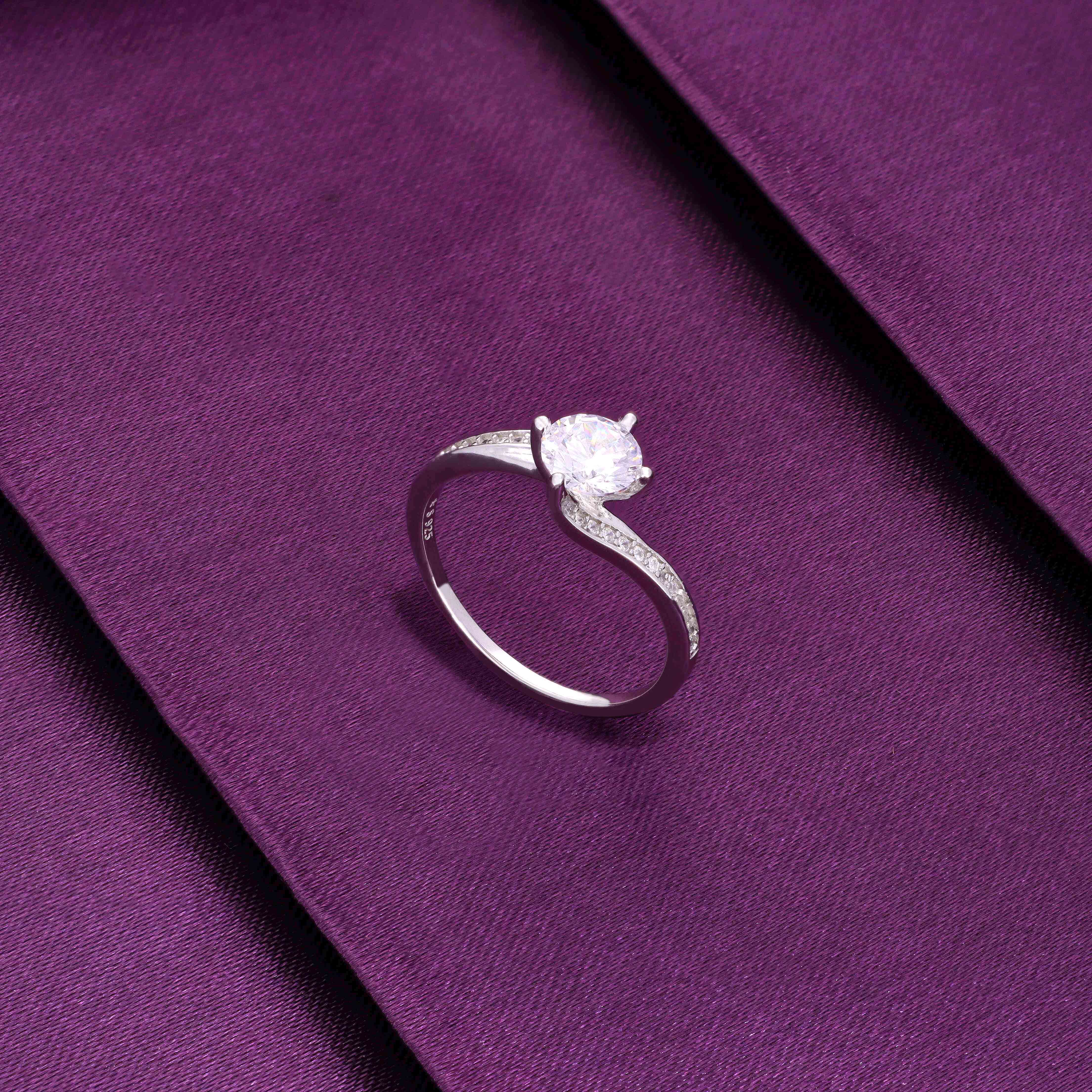 Classic Twisted Solitaire Silver Ring - Image 3